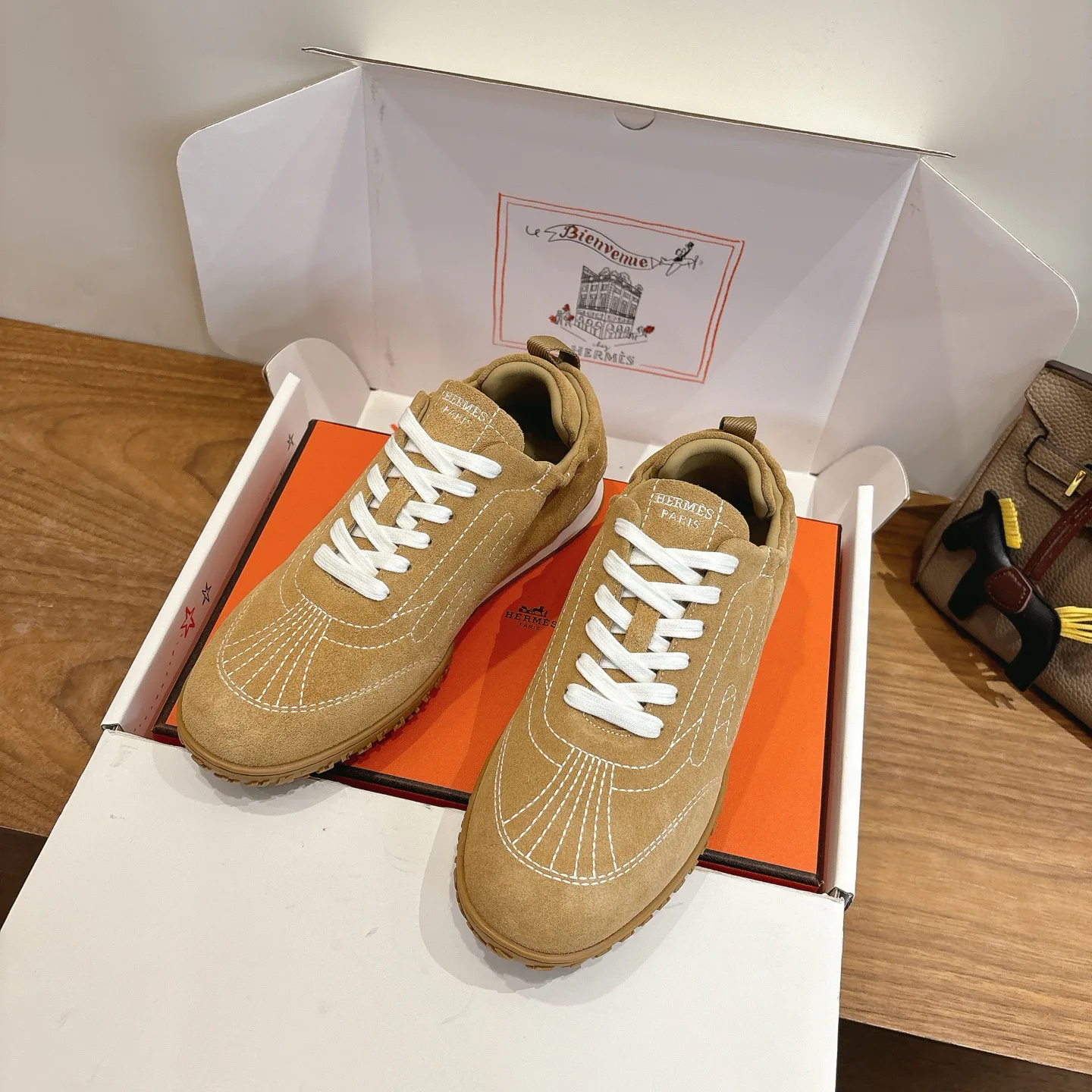 Women's Sneakers HERMES 18006074