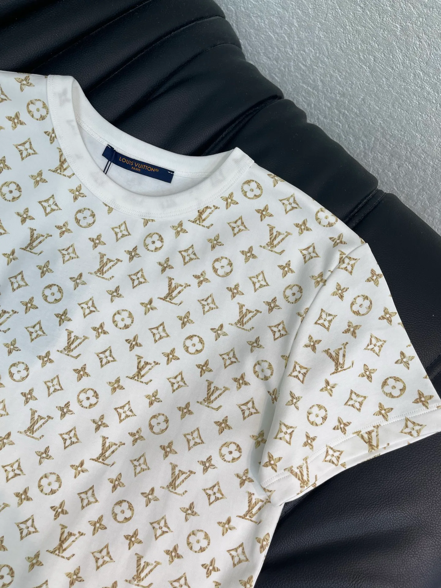Women's T-Shirts LOUIS VUITTON 17676754