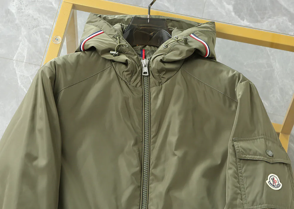 Men's Jackets And Down Jackets MONCLER 18157376