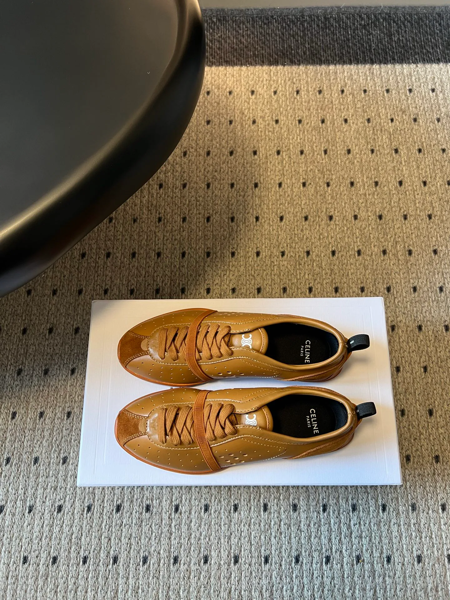 Women's Sneakers CELINE 18120985