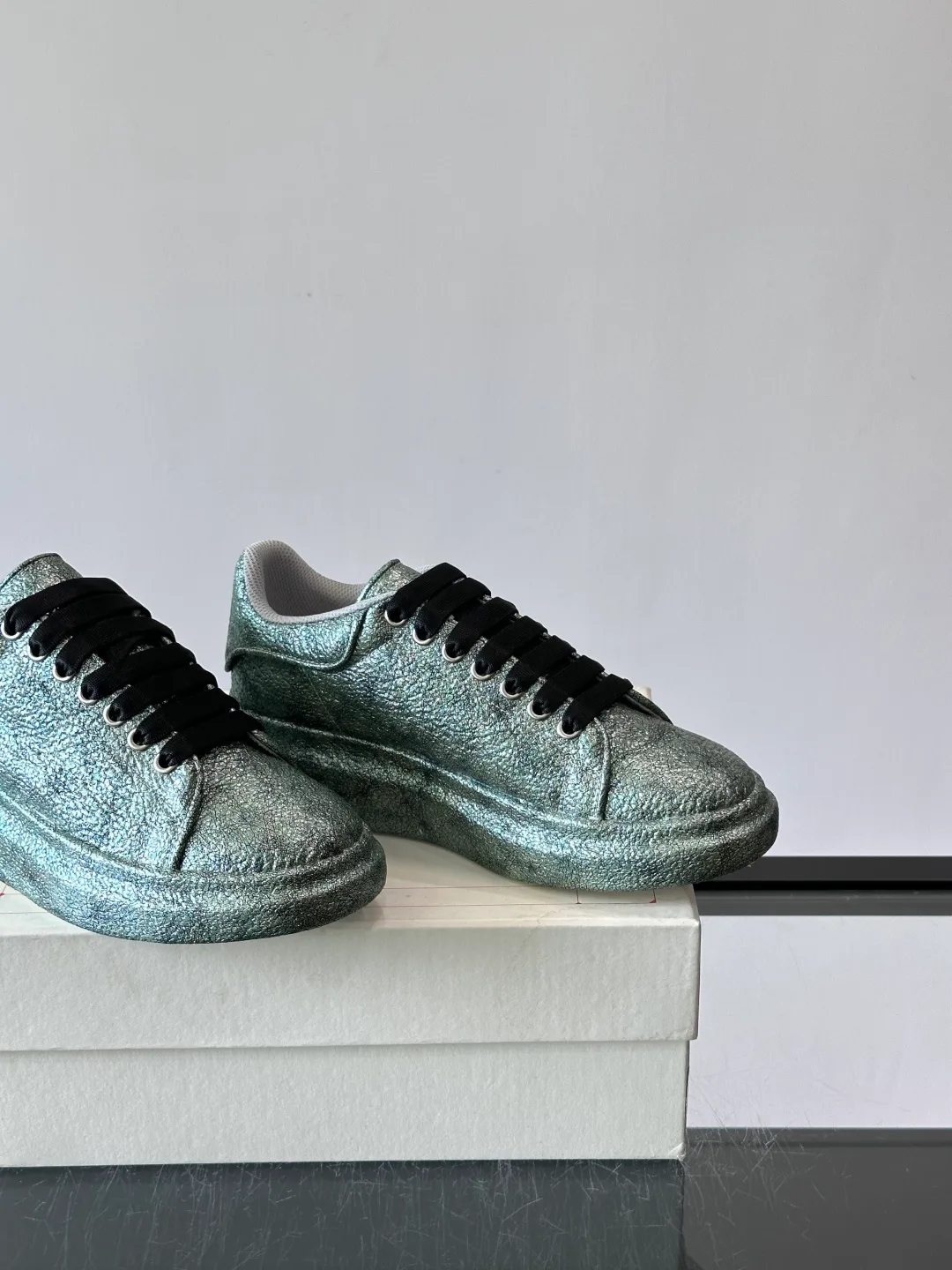 Women's Sneakers ALEXANDER MCQUEEN 17447544