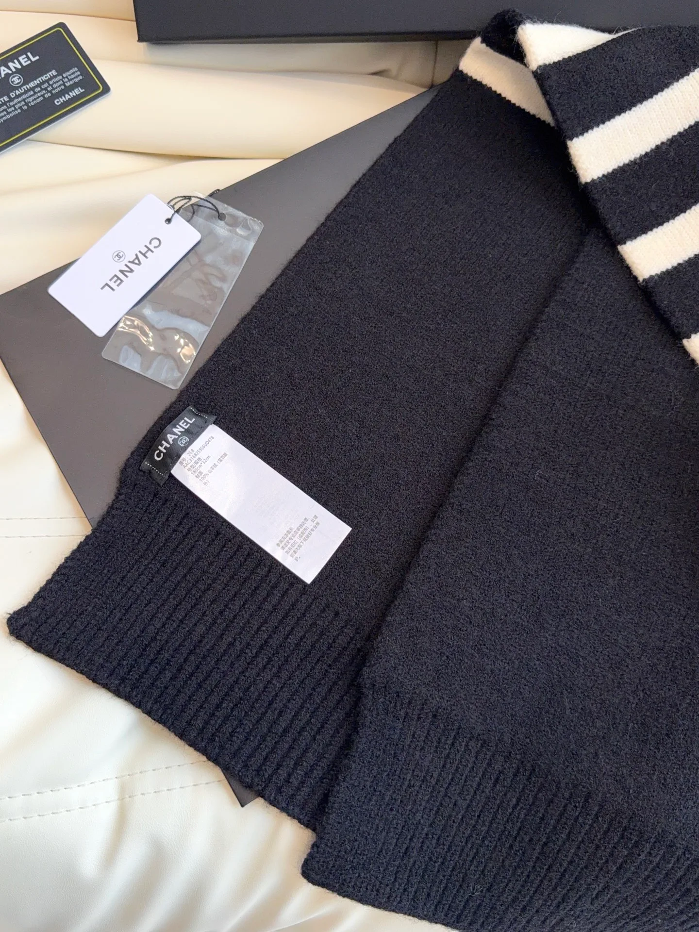 Scarves CHANEL 18401226