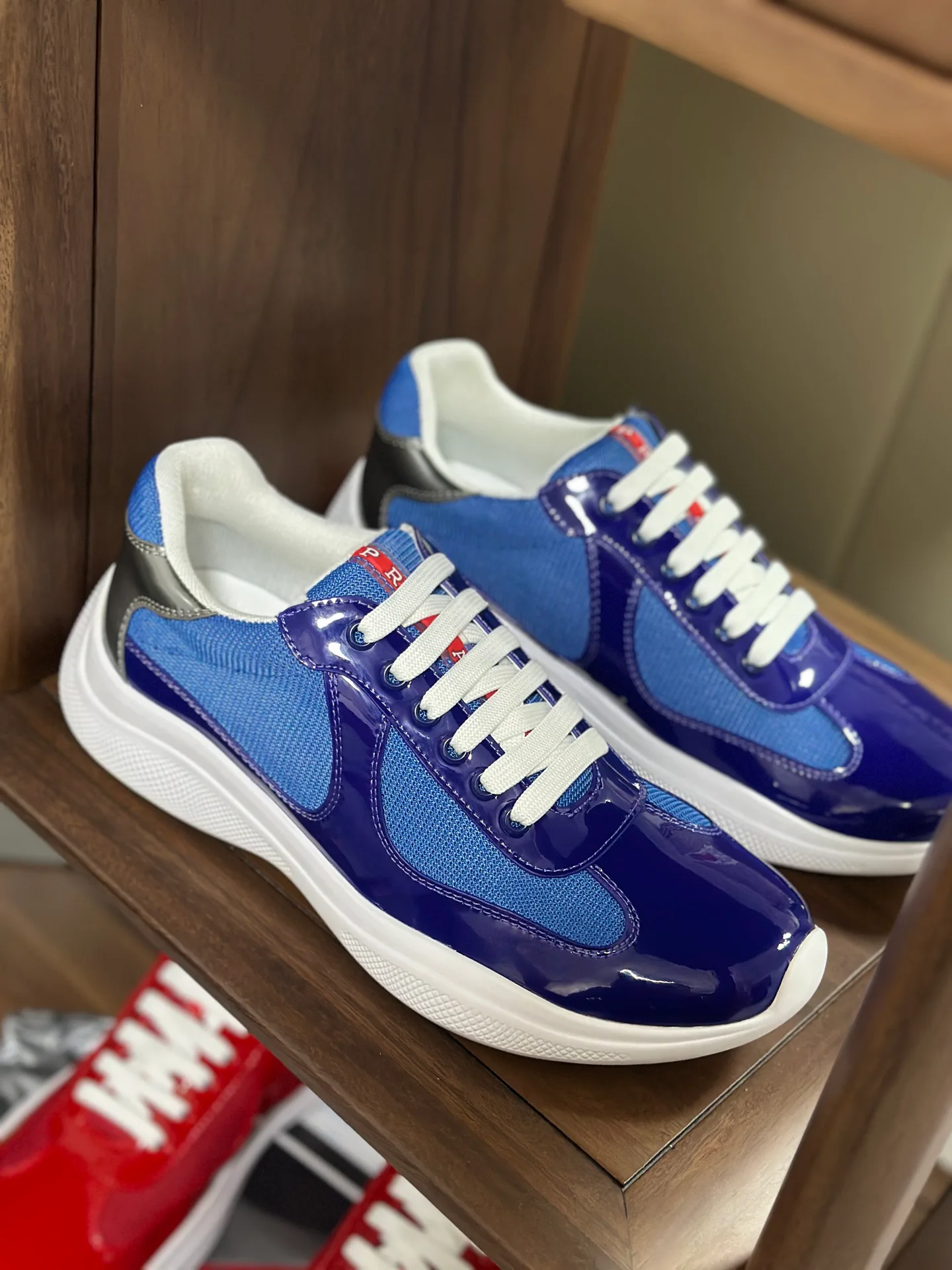 Women's Sneakers PRADA 18262257