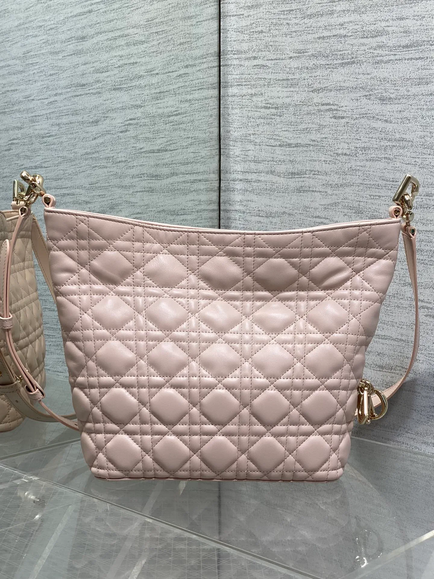 Women's Classic Handbags CHRISTIAN DIOR 18242088