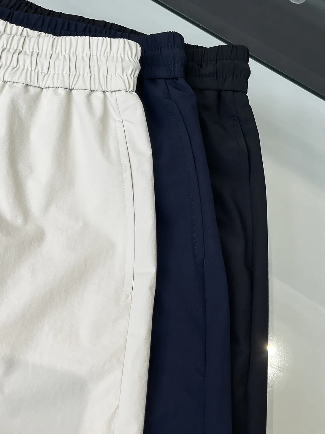 Men's Shorts PRADA 18499237