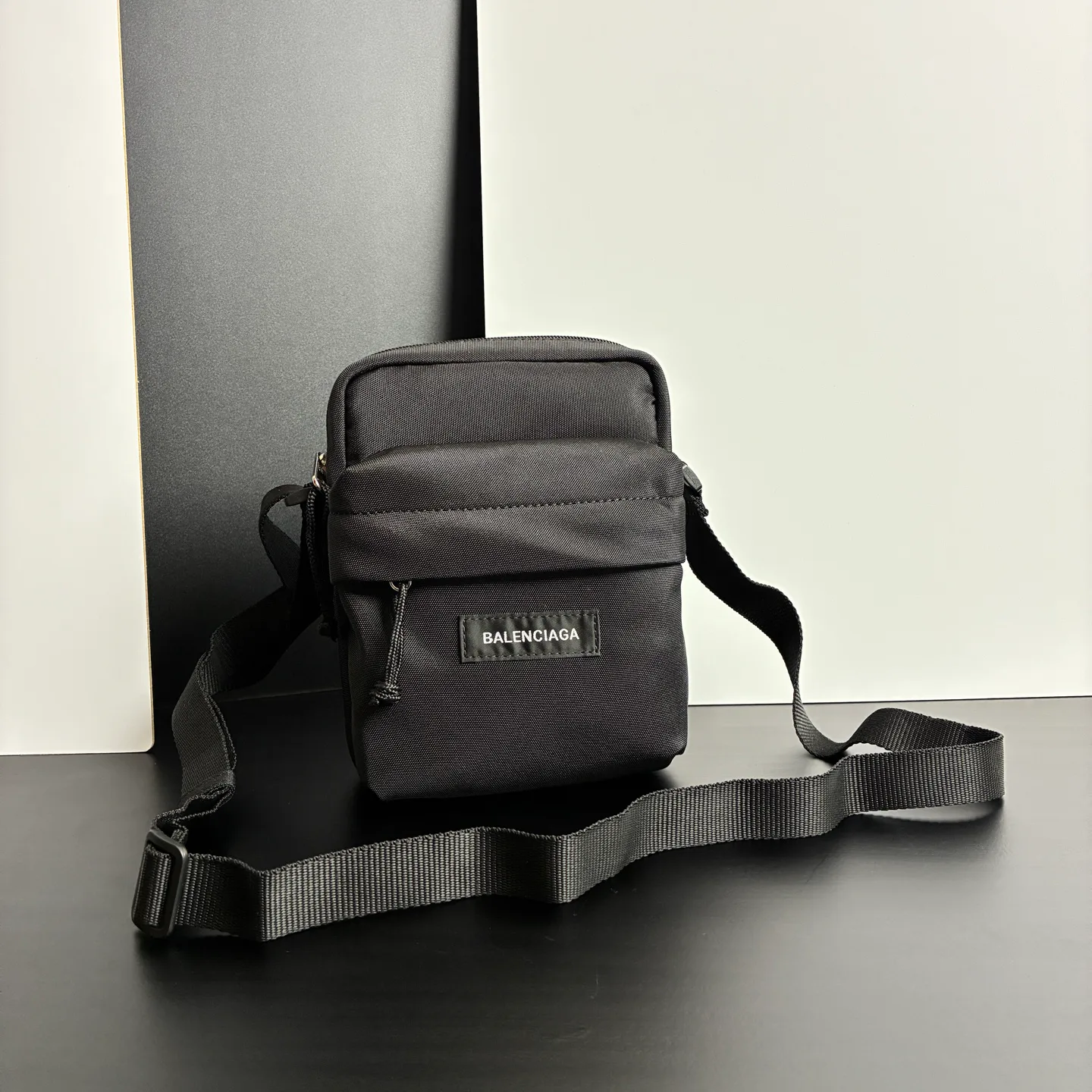 Women's Shoulder Bags BALENCIAGA 18136513