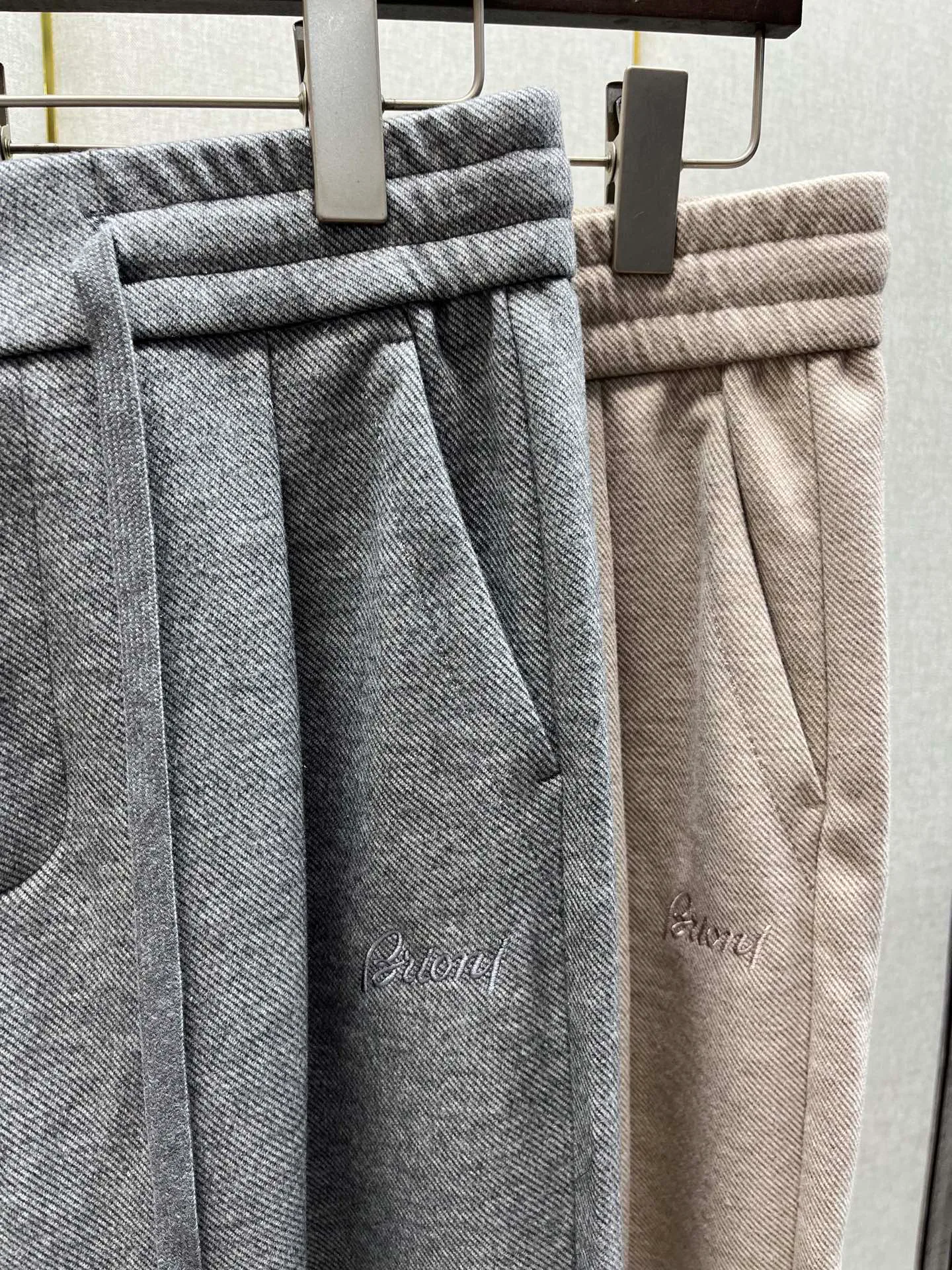 Men's Trousers BRIONI 18315592