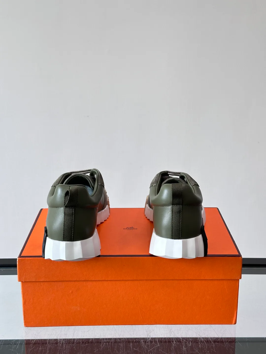 Men's Sneakers HERMES 18102597
