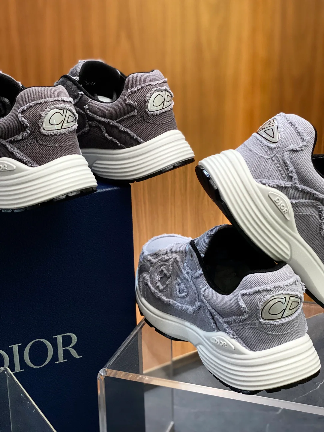 Men's Sneakers CHRISTIAN DIOR 18119388