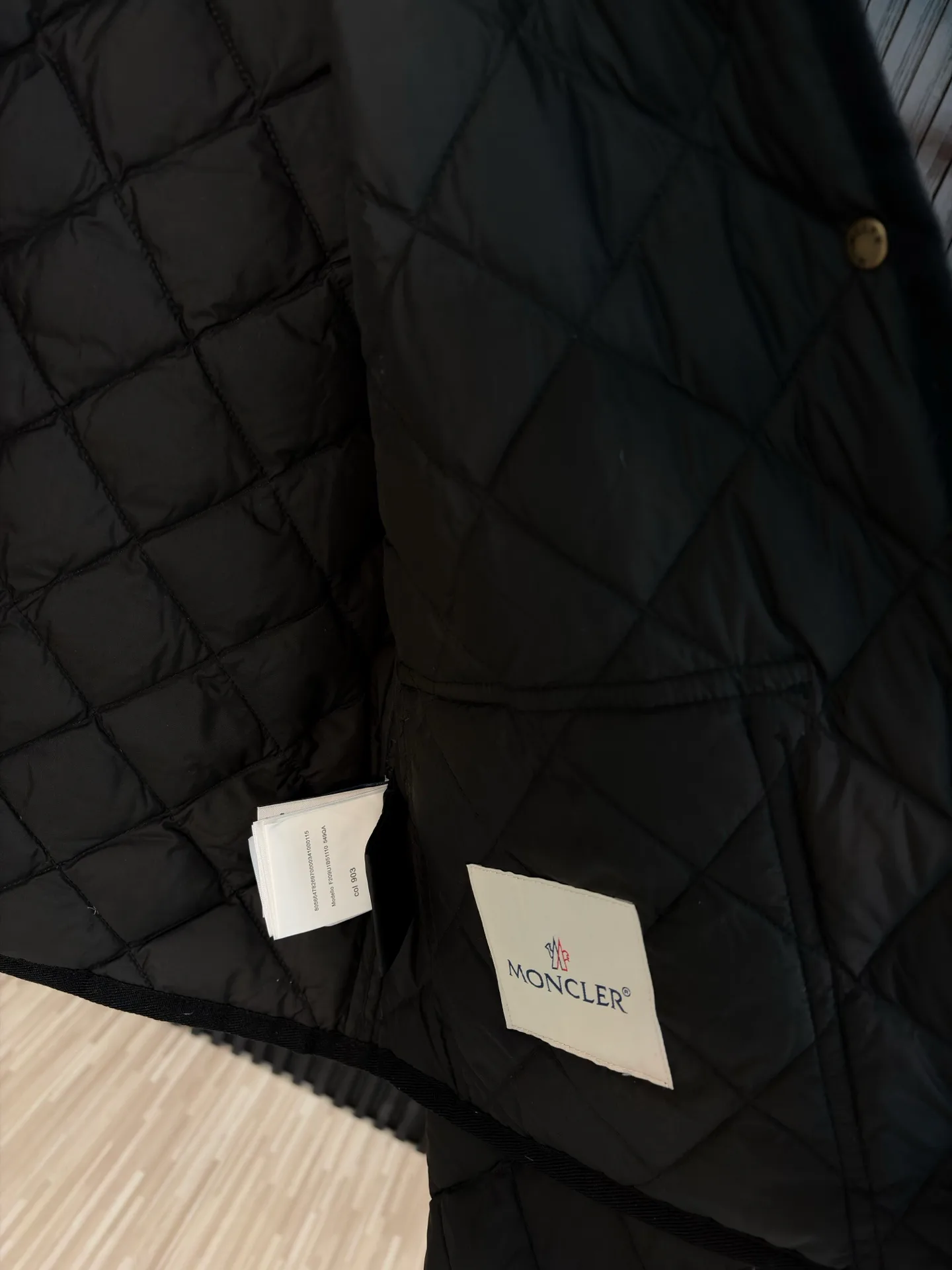 Куртки И Пуховики Женские Moncler 18600024