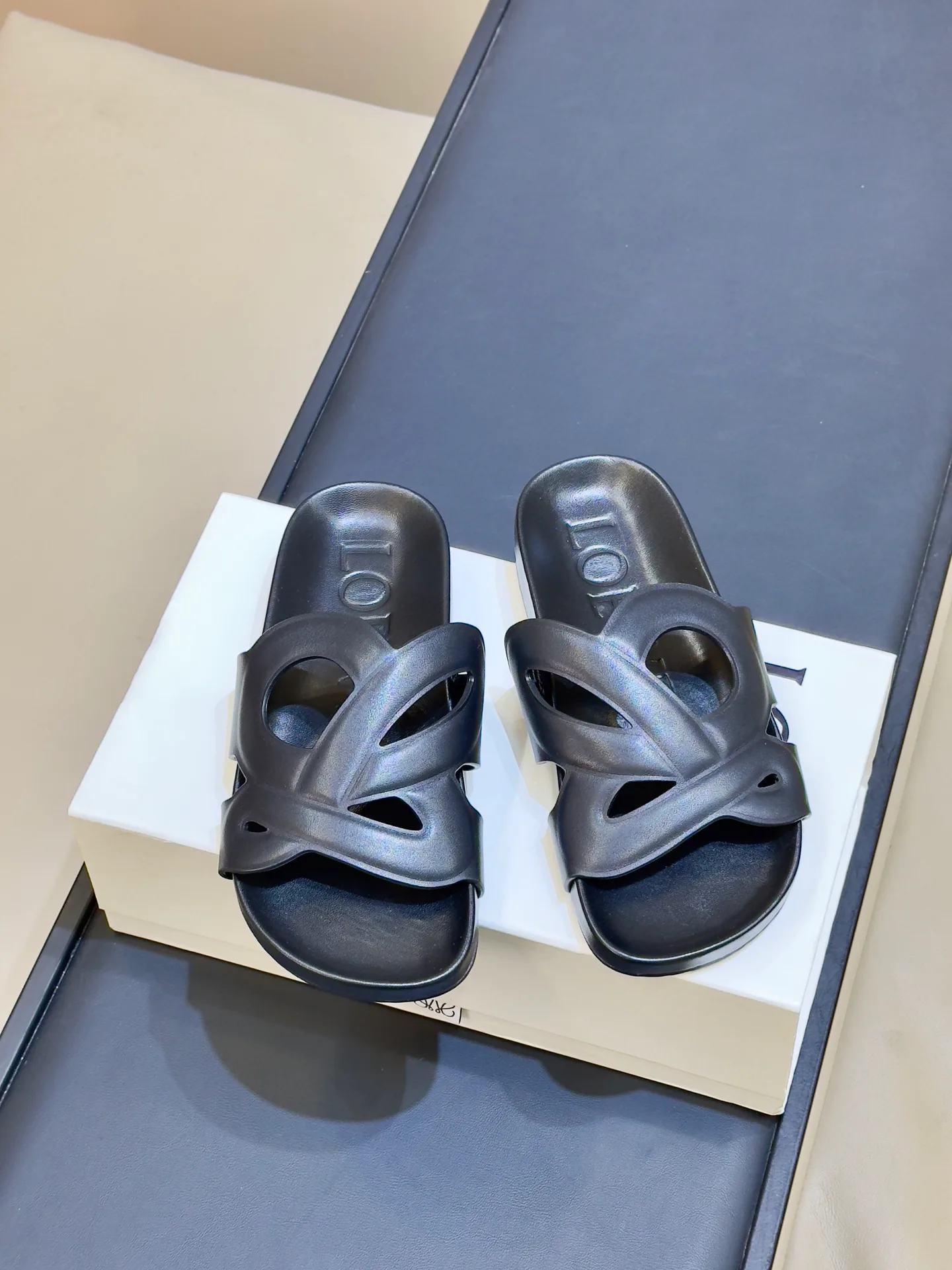 Men's Flip-Flops LOEWE 18073450