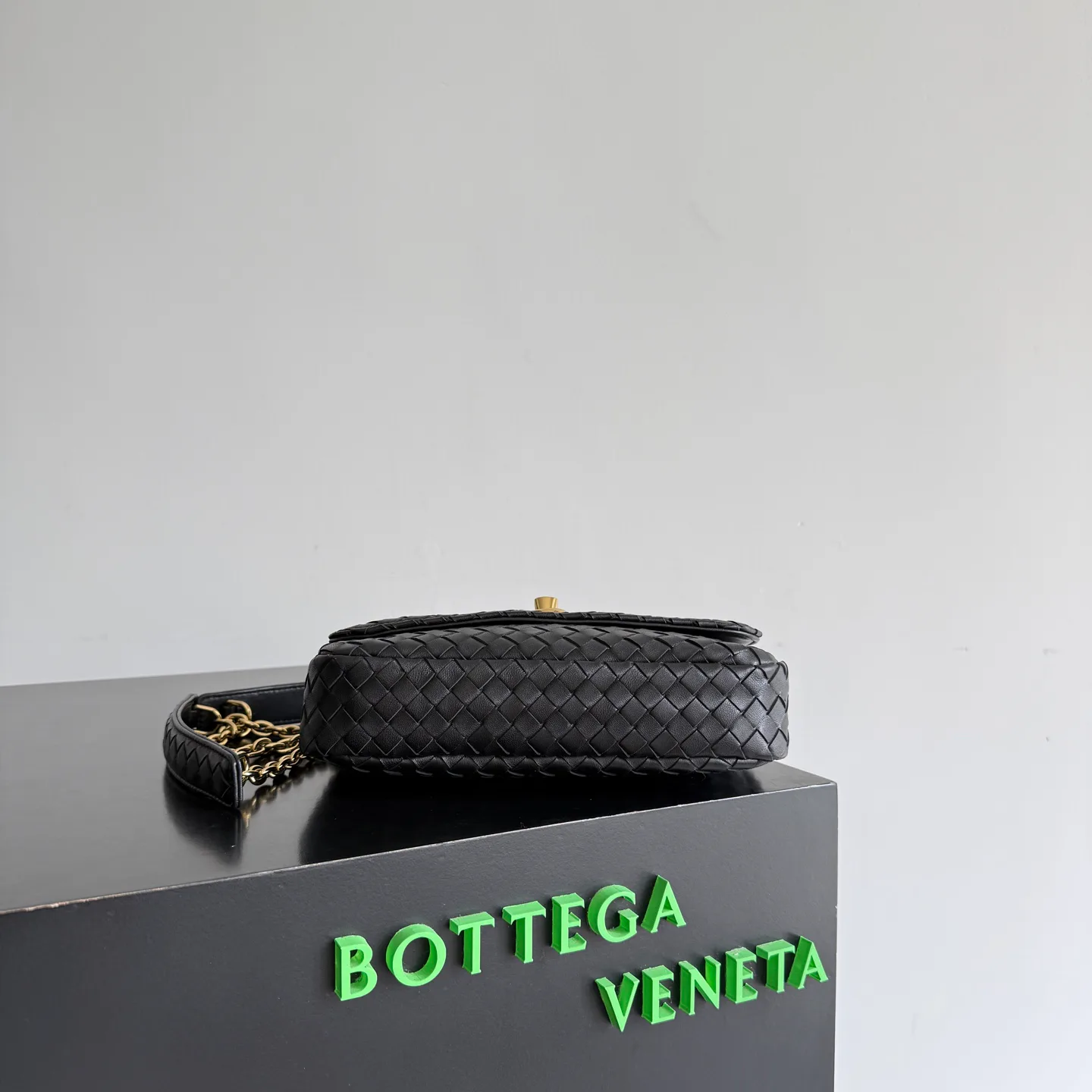 Women's Classic Handbags BOTTEGA VENETA 18467908