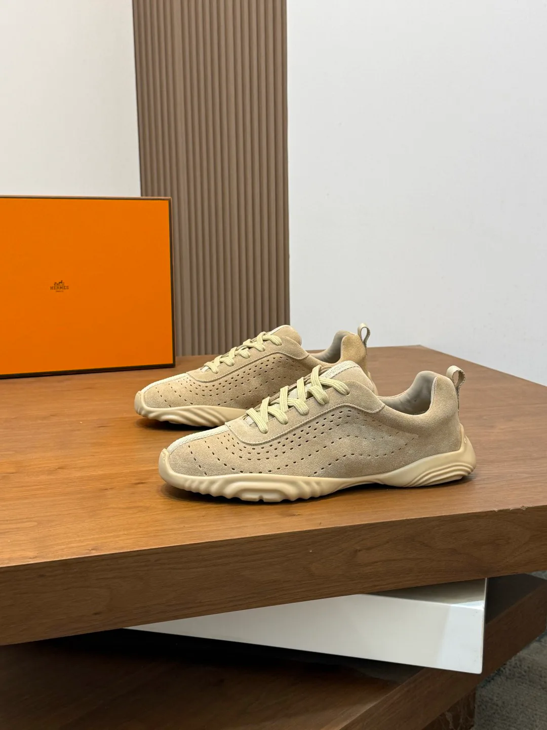 Men's Sneakers HERMES 18118875