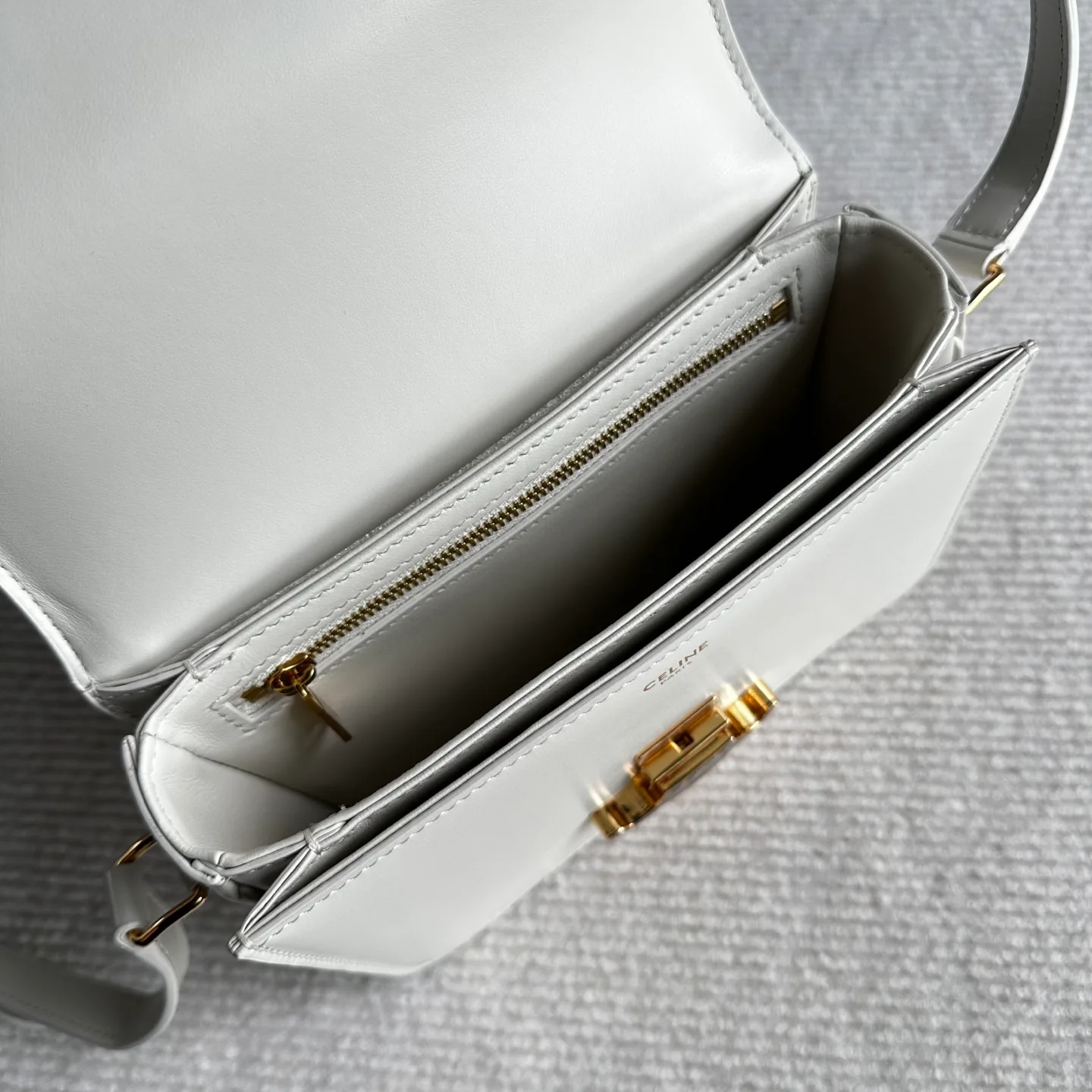 Women's Classic Handbags CELINE 17796563