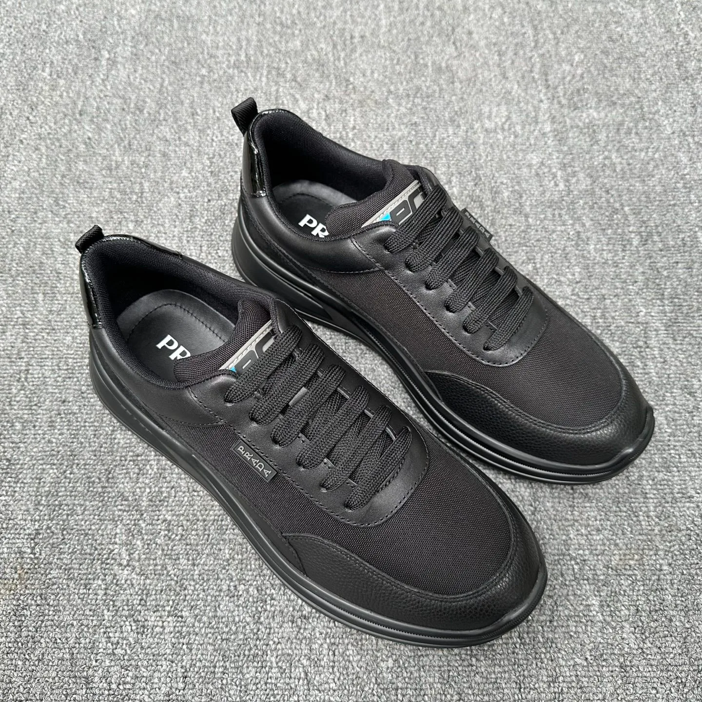 Men's Sneakers PRADA 18076344