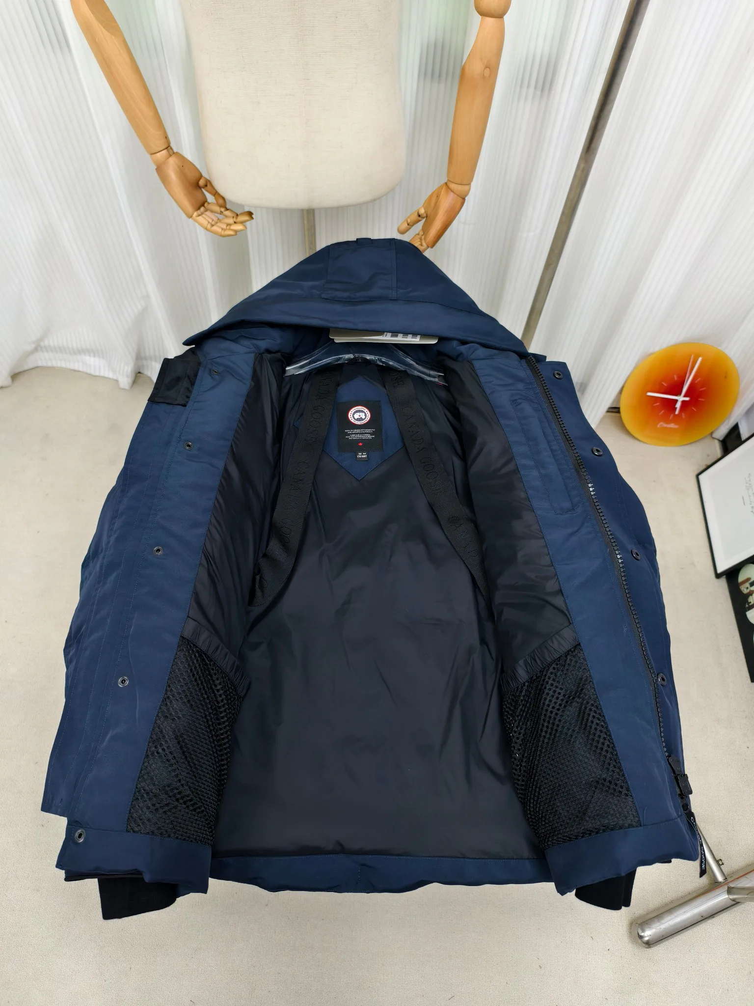 Куртки И Пуховики Мужские Canada Goose 18684527