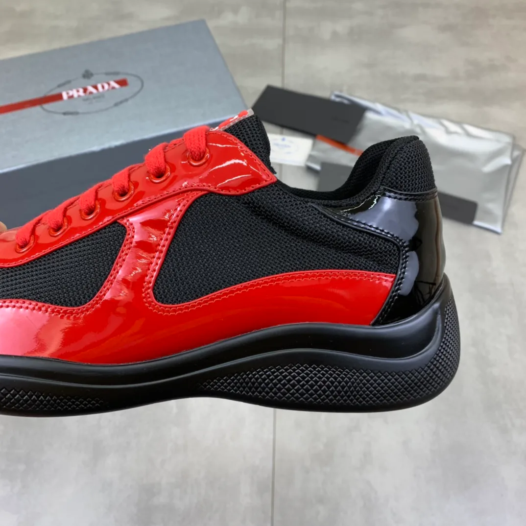Men's Sneakers PRADA 17704070