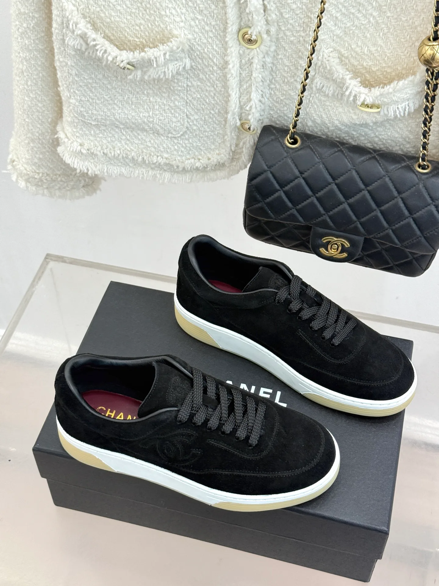 Women's Sneakers CHANEL 18154784