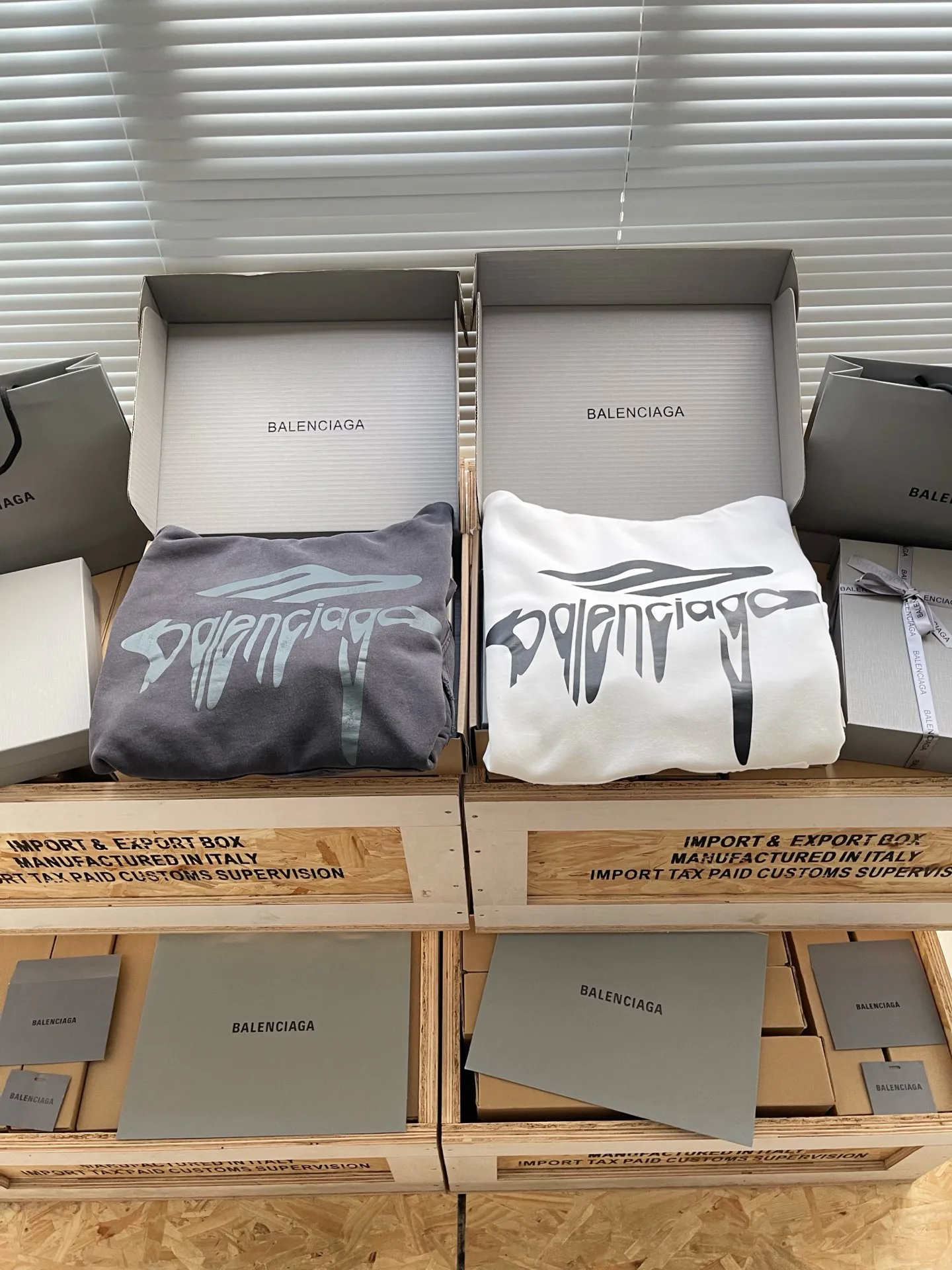 Men's T-Shirts BALENCIAGA 18153399
