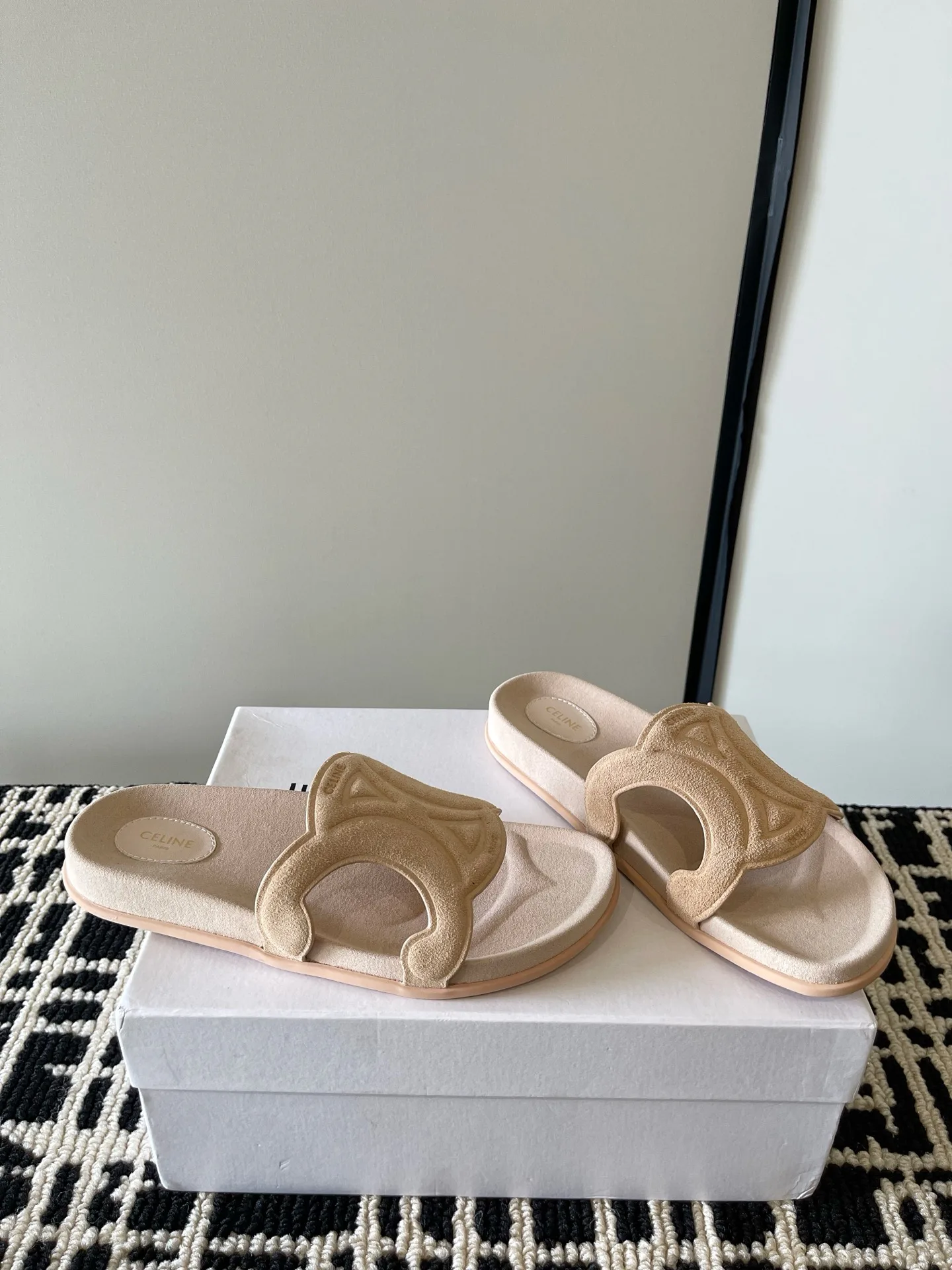Women's Flip-Flops CELINE 17580718
