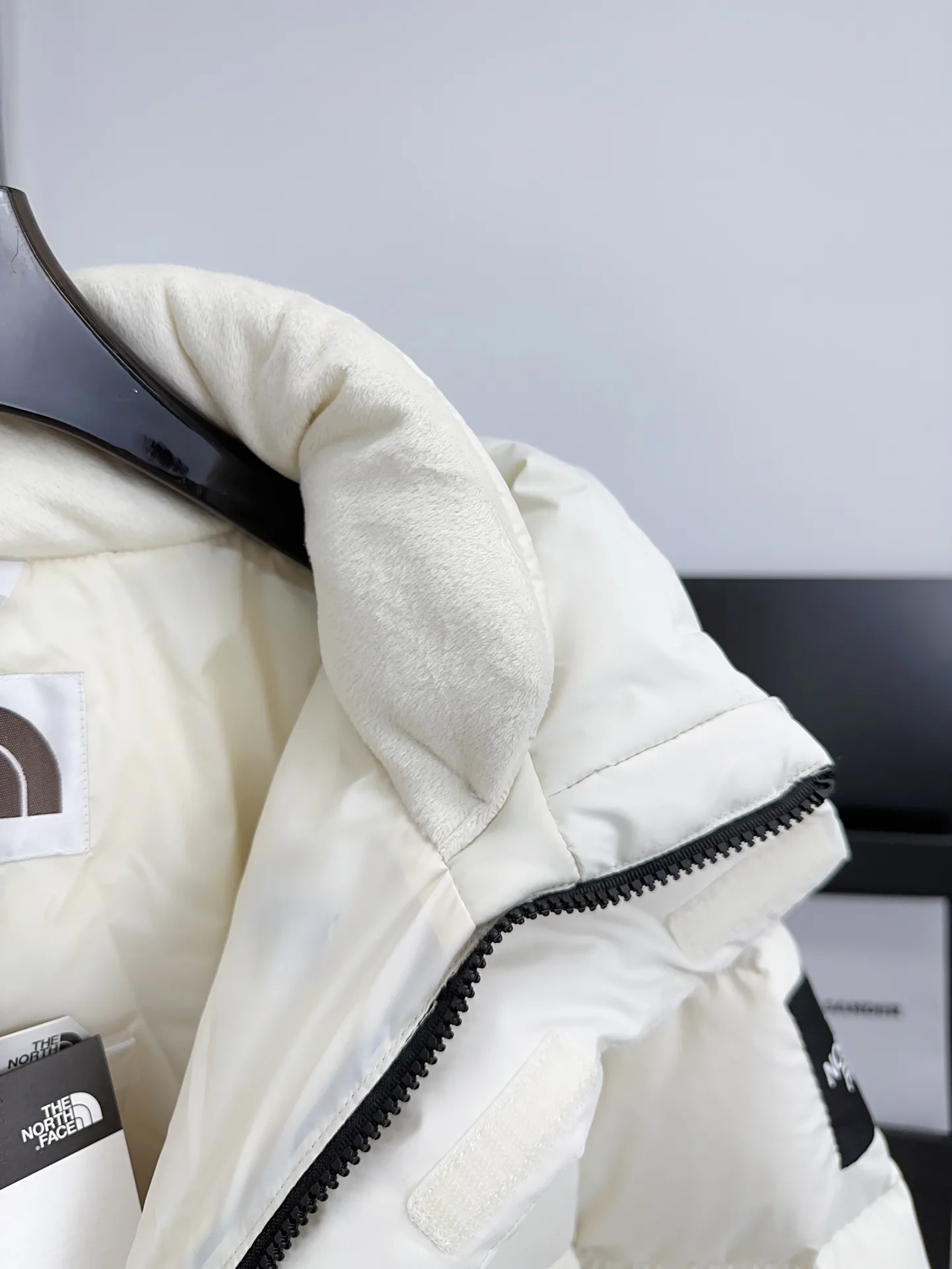 Women's Jackets And Down Jackets THE NORTH FACE 18129653