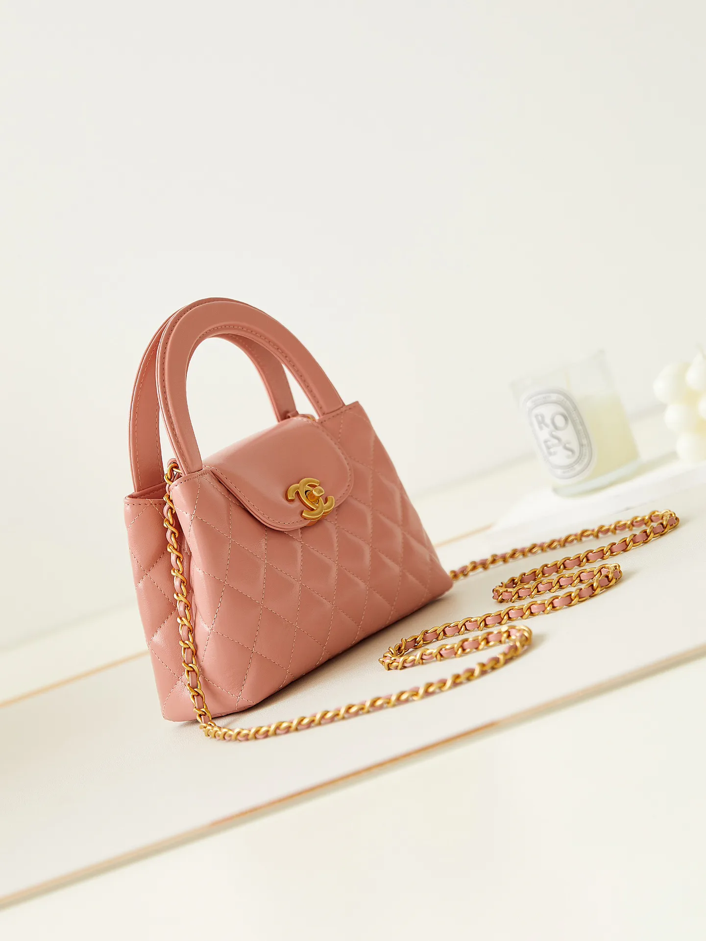 Women's Classic Handbags CHANEL 18065704