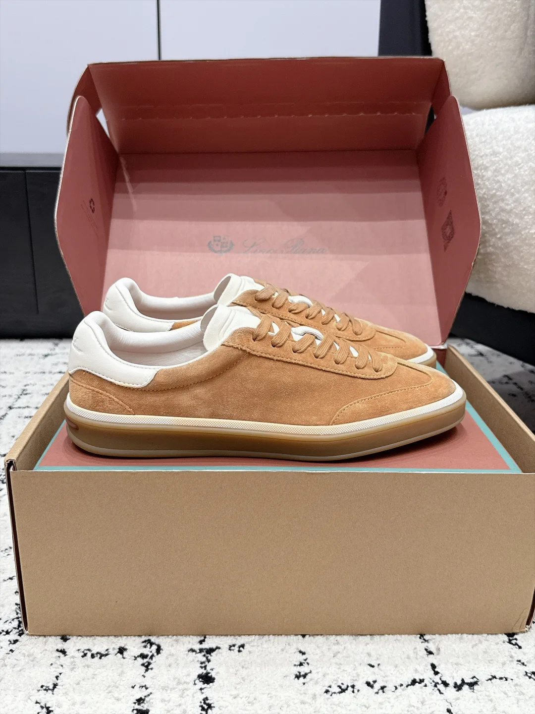 Women's Sneakers LORO PIANA 18133300