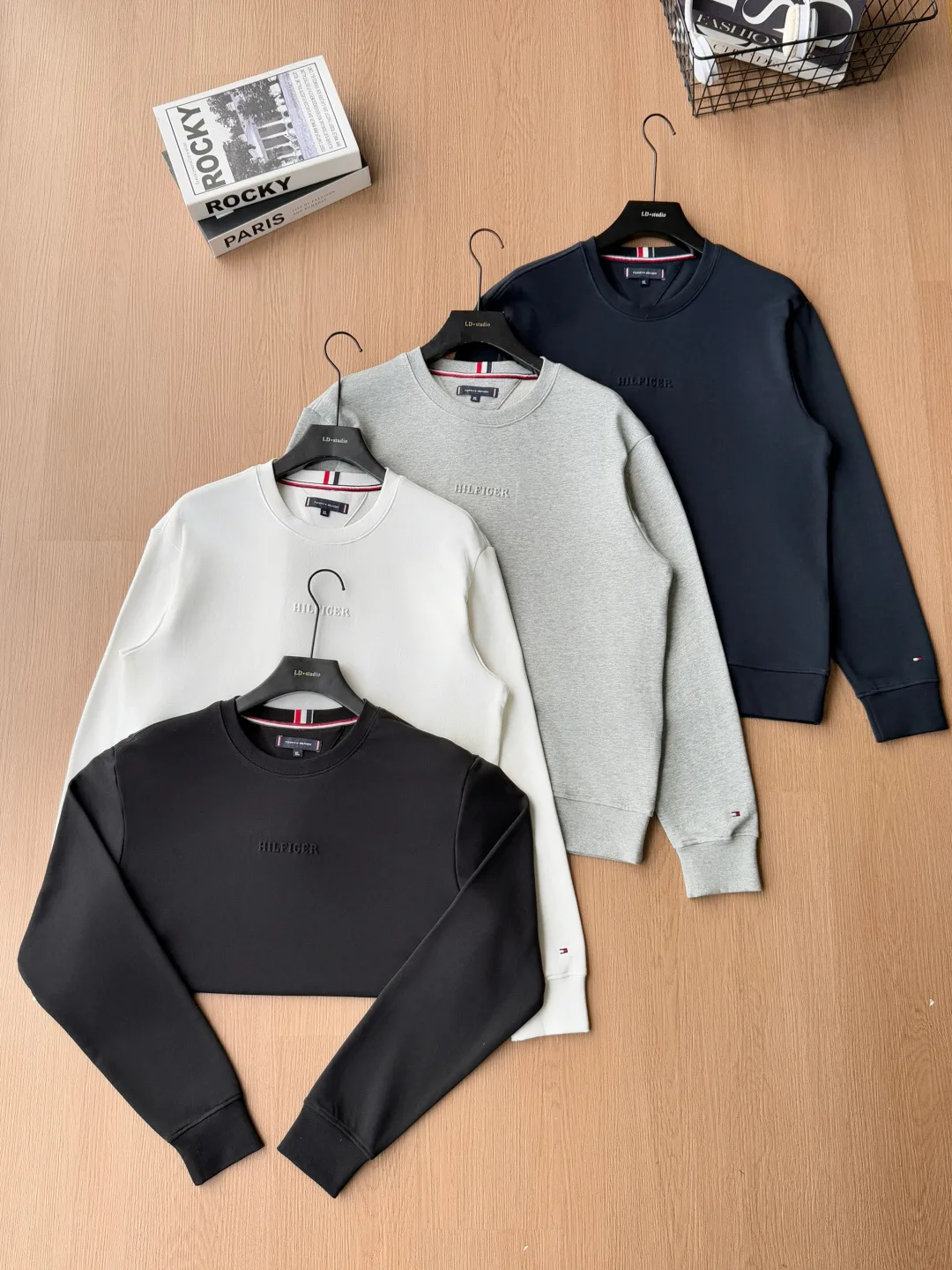 Women's Sweatshirts And Hoodies TOMMY HILFIGER 18182380