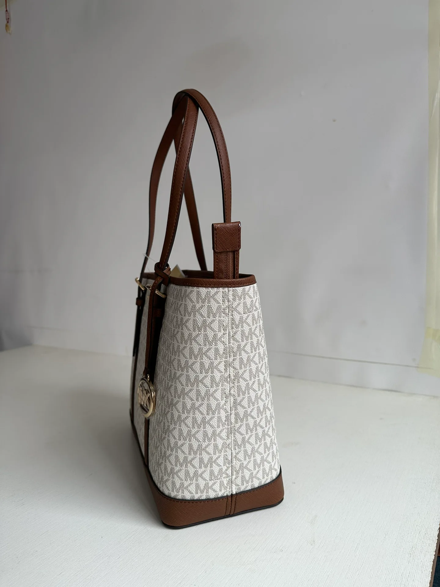 Women's Classic Handbags MICHAEL KORS 17961401