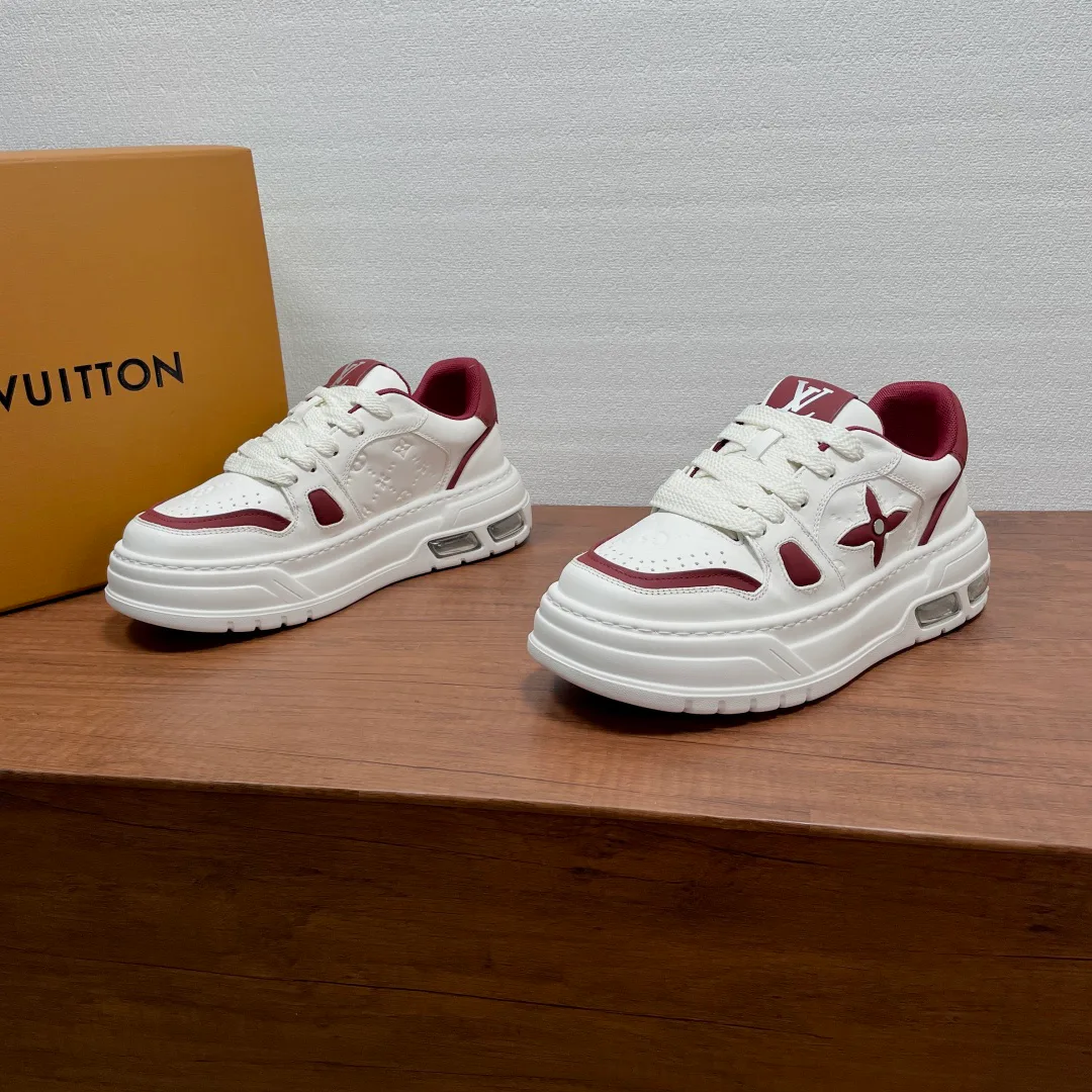 Кроссовки Мужские Louis Vuitton 18626571
