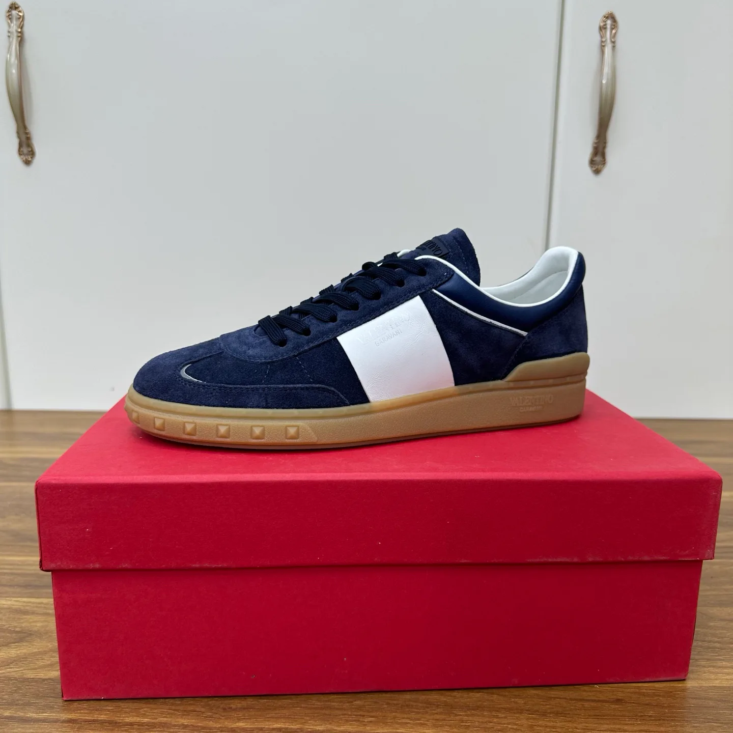 Men's Sneakers VALENTINO 18103434