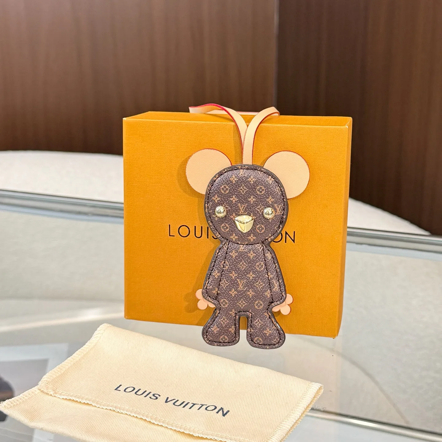Key Cases LOUIS VUITTON 18013168