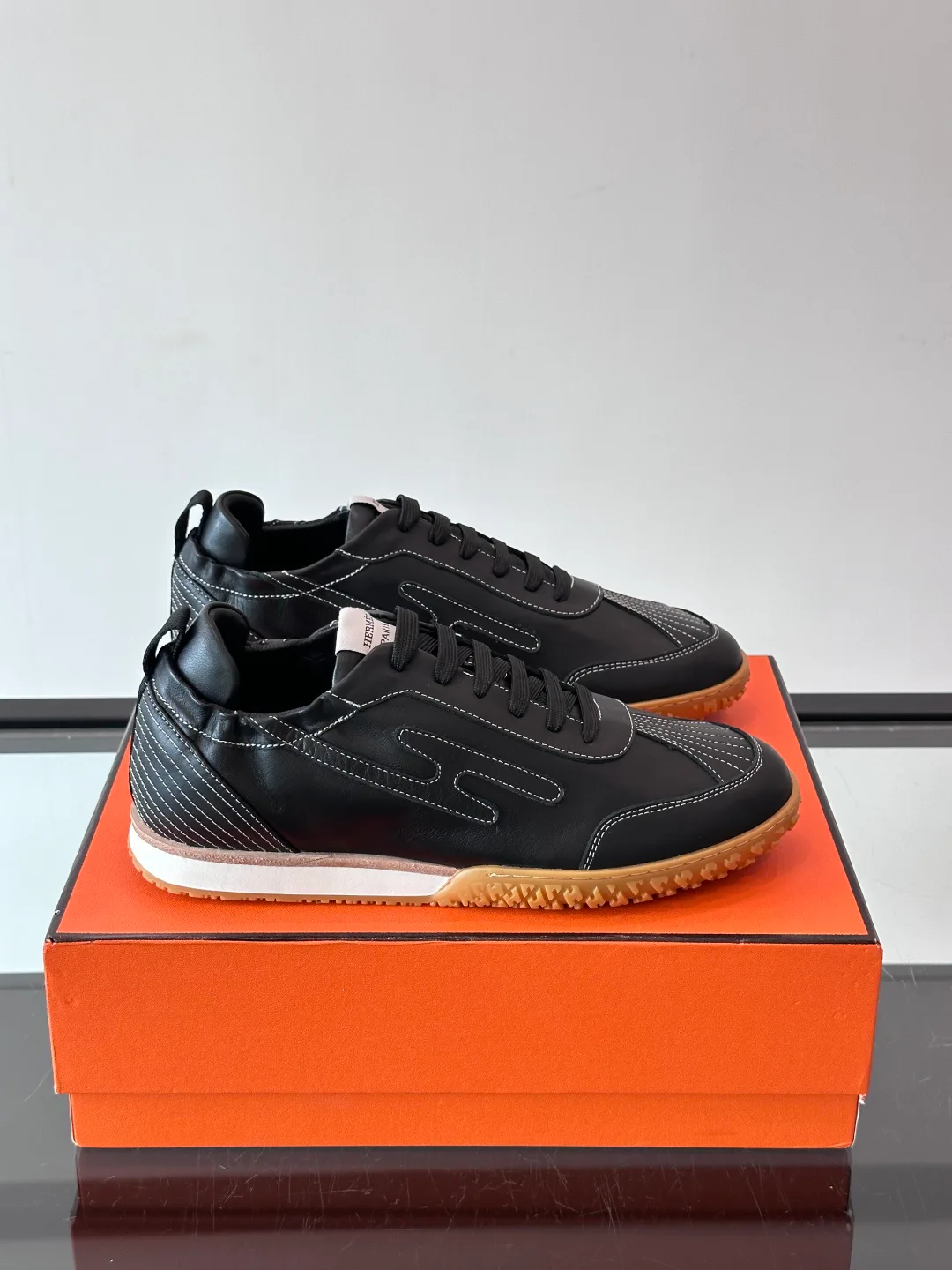 Men's Sneakers HERMES 18449465