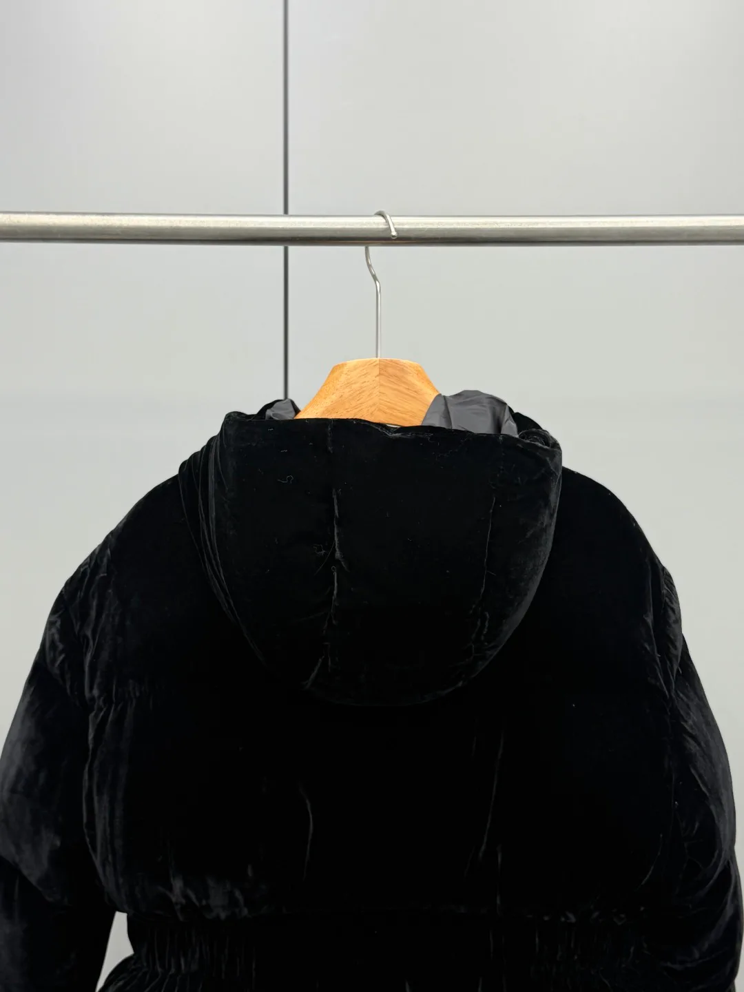 Women's Jackets And Down Jackets PRADA 18111149