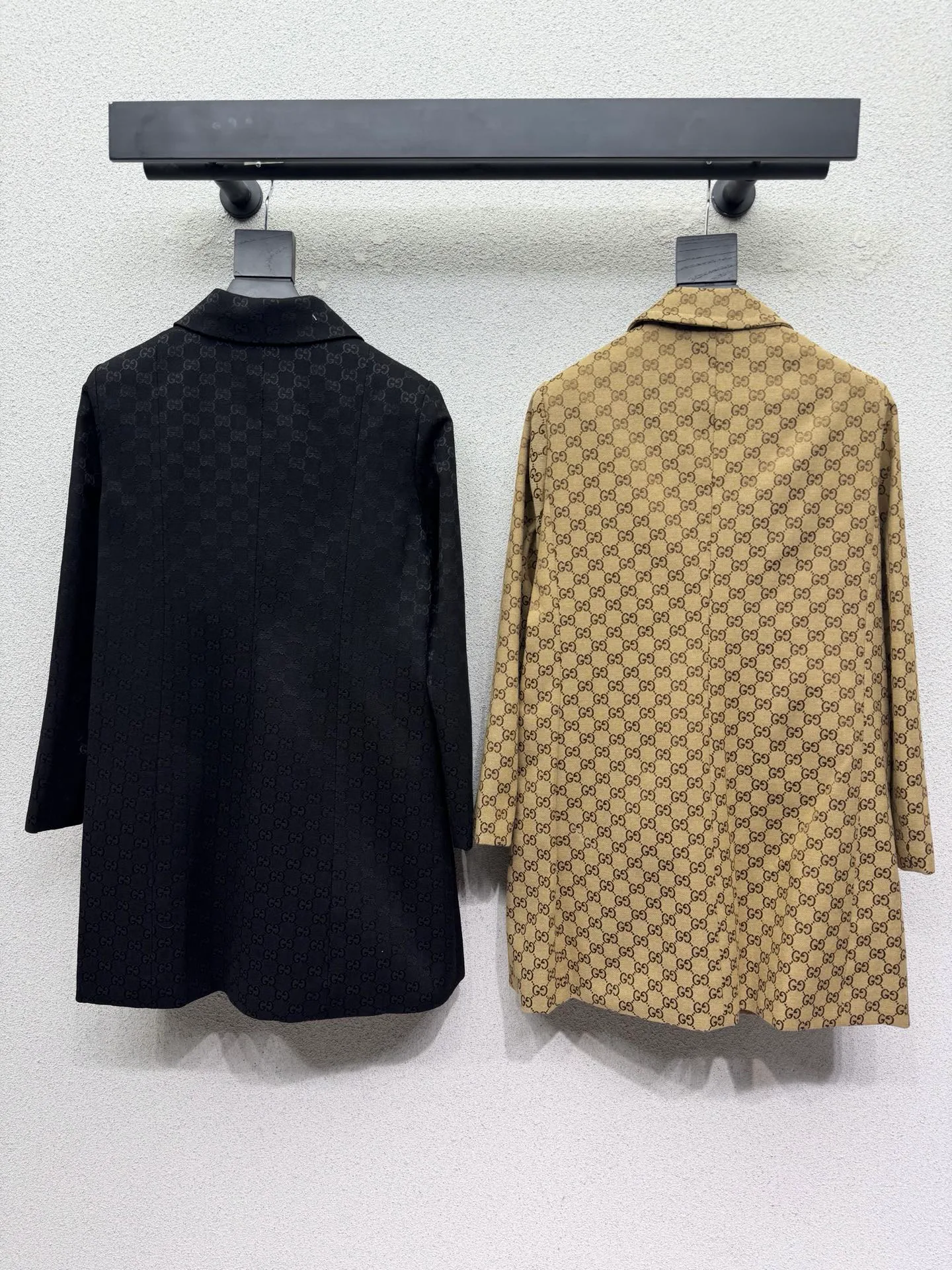 Women's Coats GUCCI 18432182