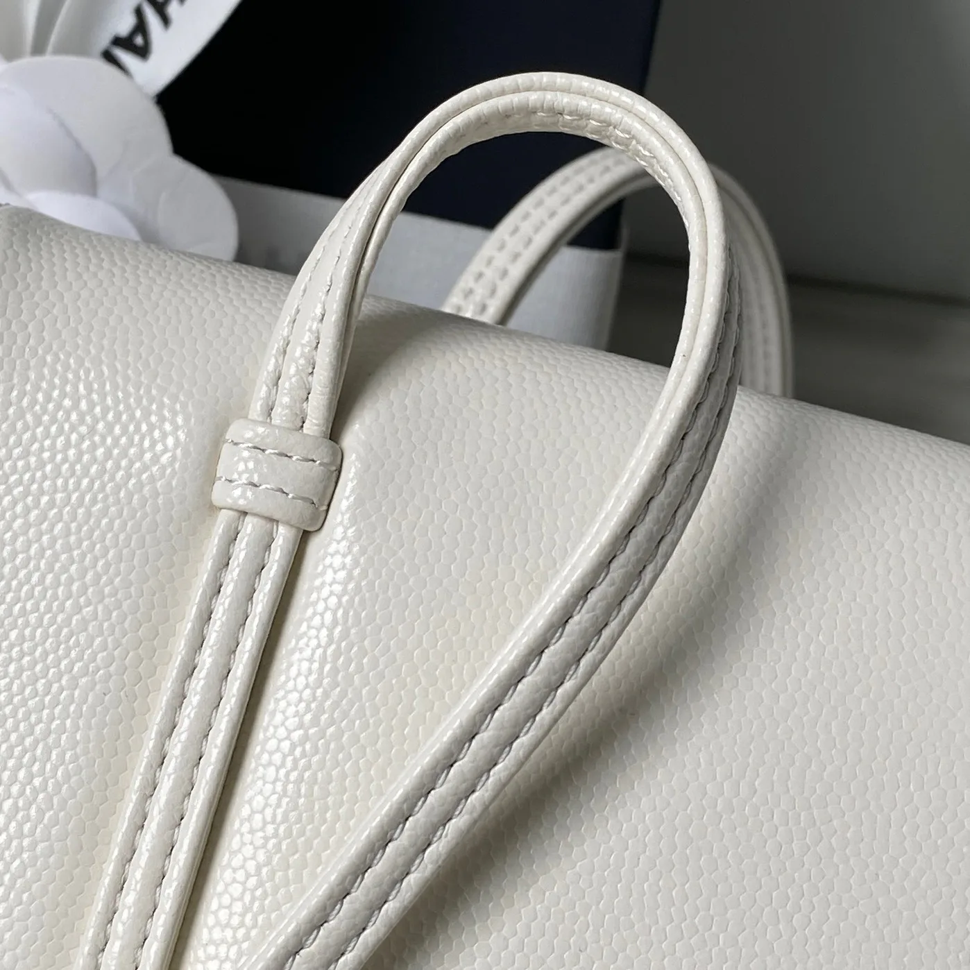 Women's Classic Handbags CHANEL 18207687