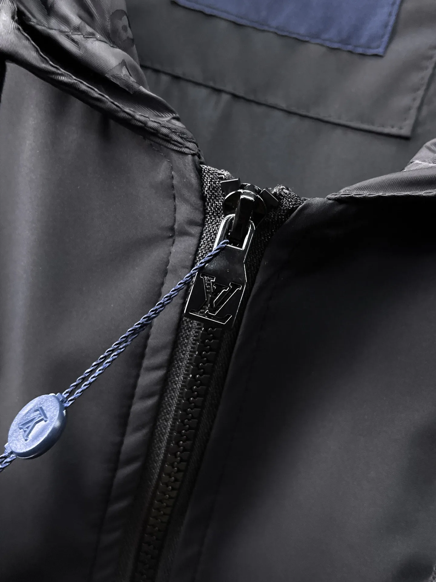 Men's Jackets And Down Jackets LOUIS VUITTON 18191473