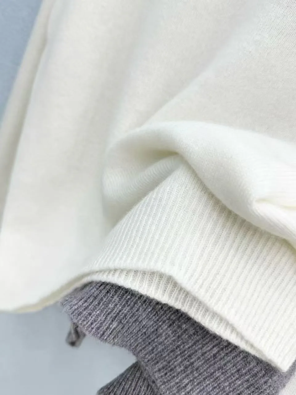 Women's Jumpers And Sweaters MIU MIU 18321845