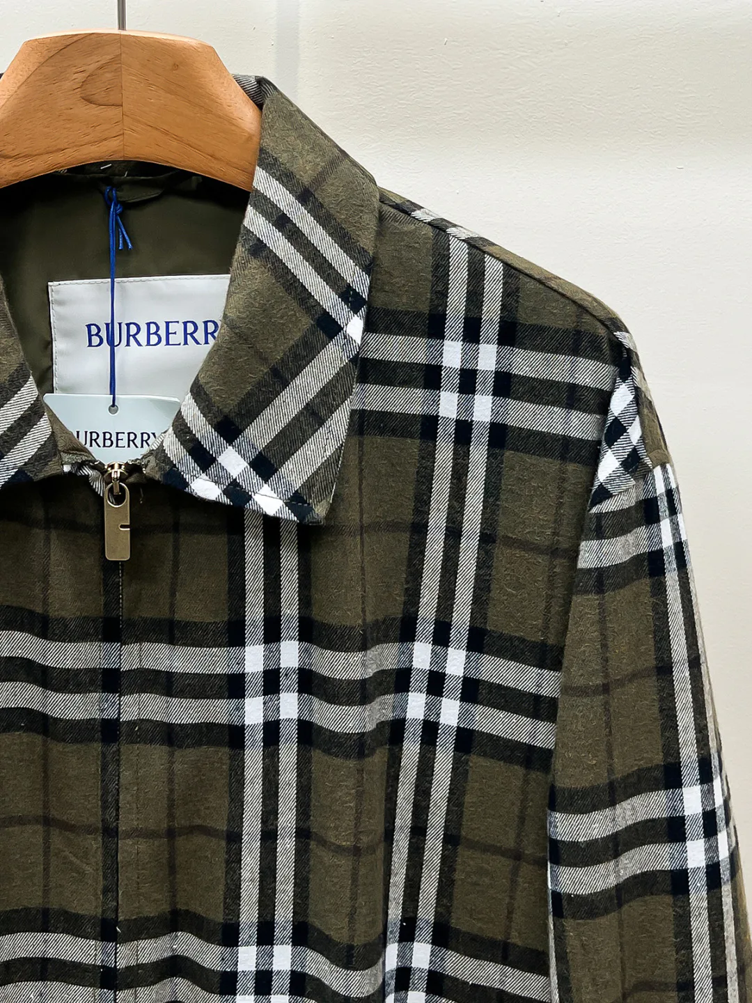 Men's Jackets And Down Jackets BURBERRY 18499084