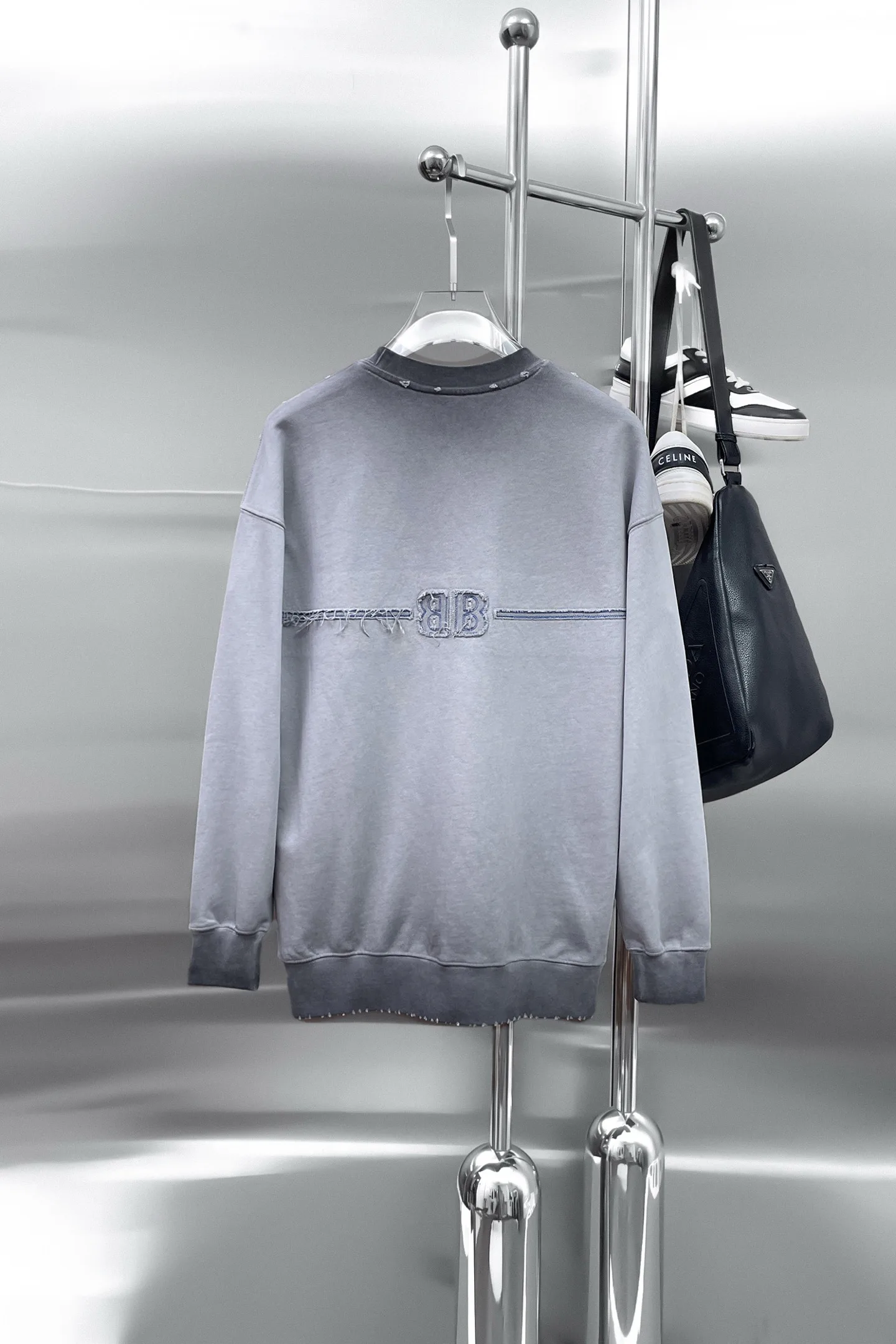 Men's Sweatshirts And Hoodies BALENCIAGA 18408268