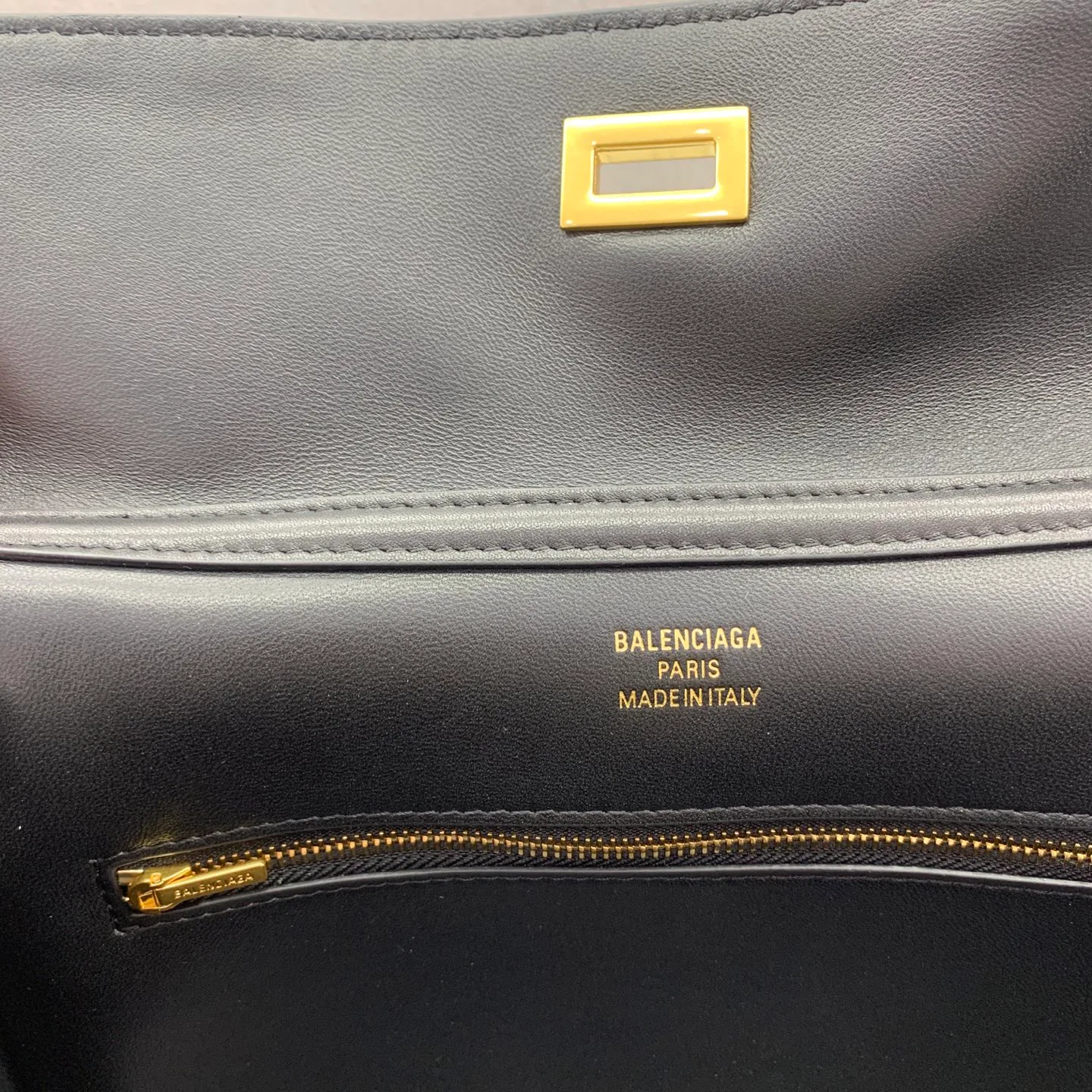 Women's Classic Handbags BALENCIAGA 18136006