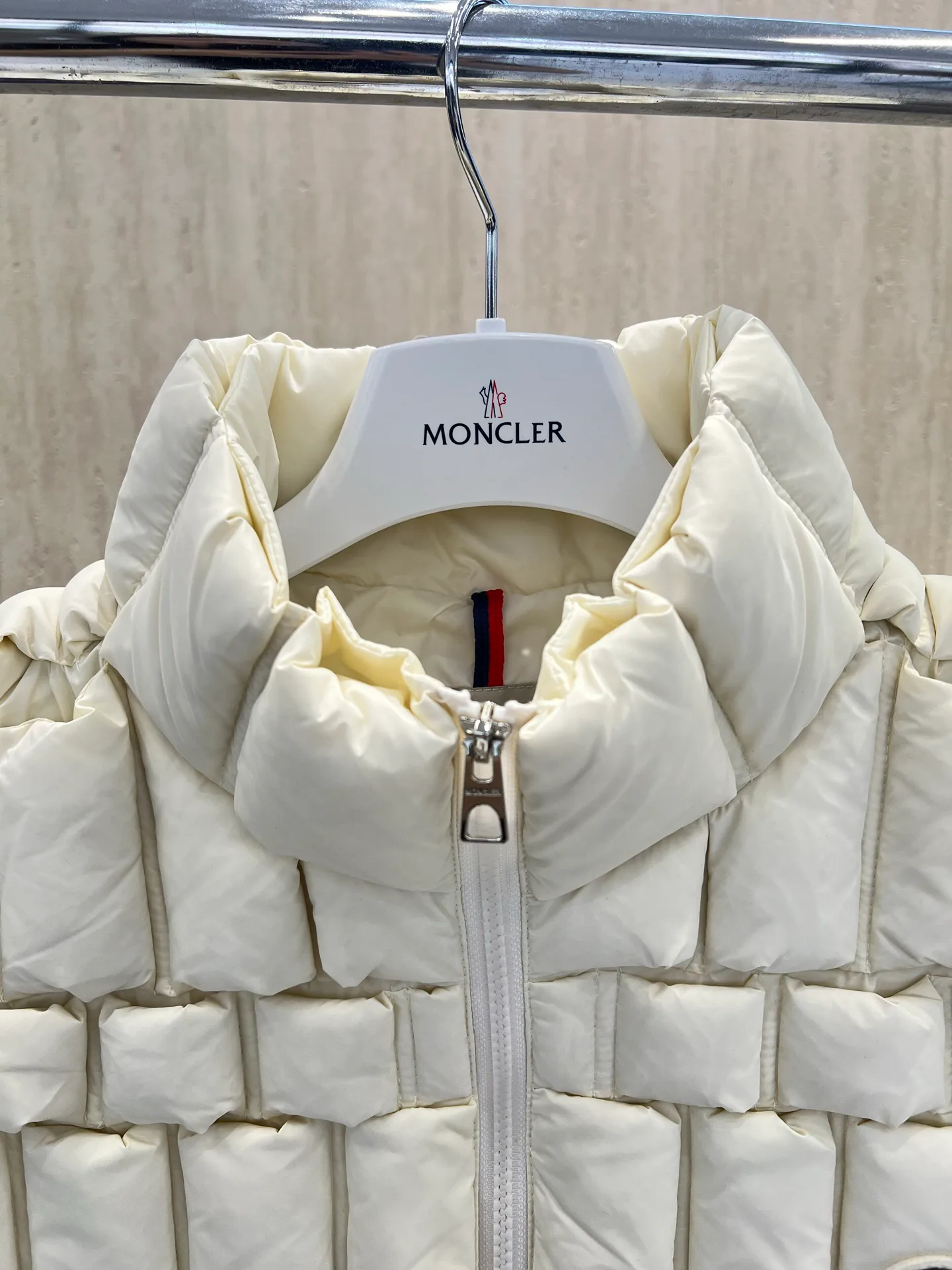 Жилеты Мужские Moncler 18683922
