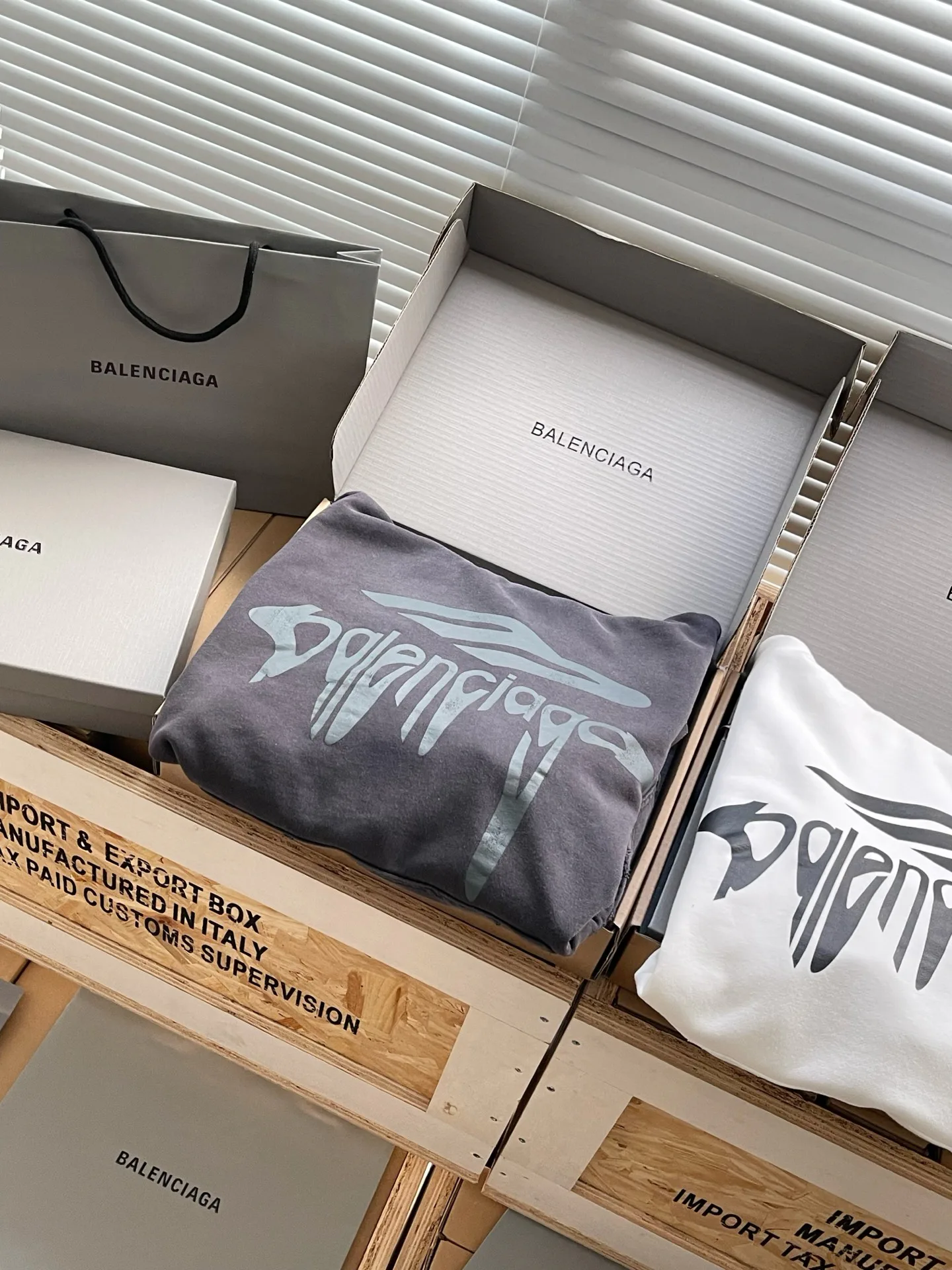 Men's T-Shirts BALENCIAGA 18153399