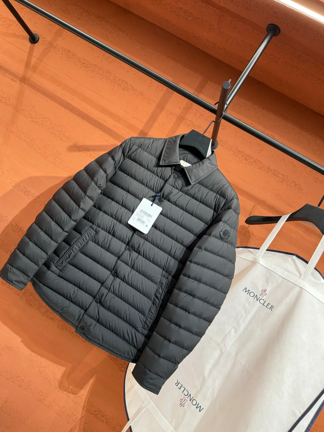 Women's Jackets And Down Jackets MONCLER 18436263