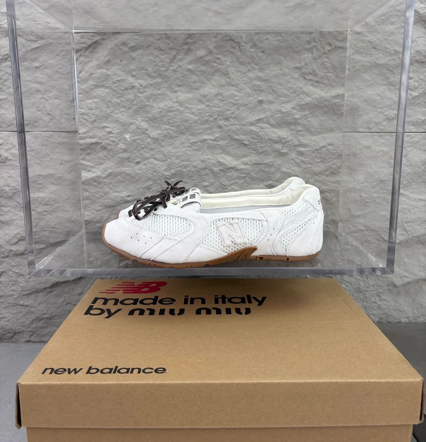 Women's Sneakers MIU MIU 18351575