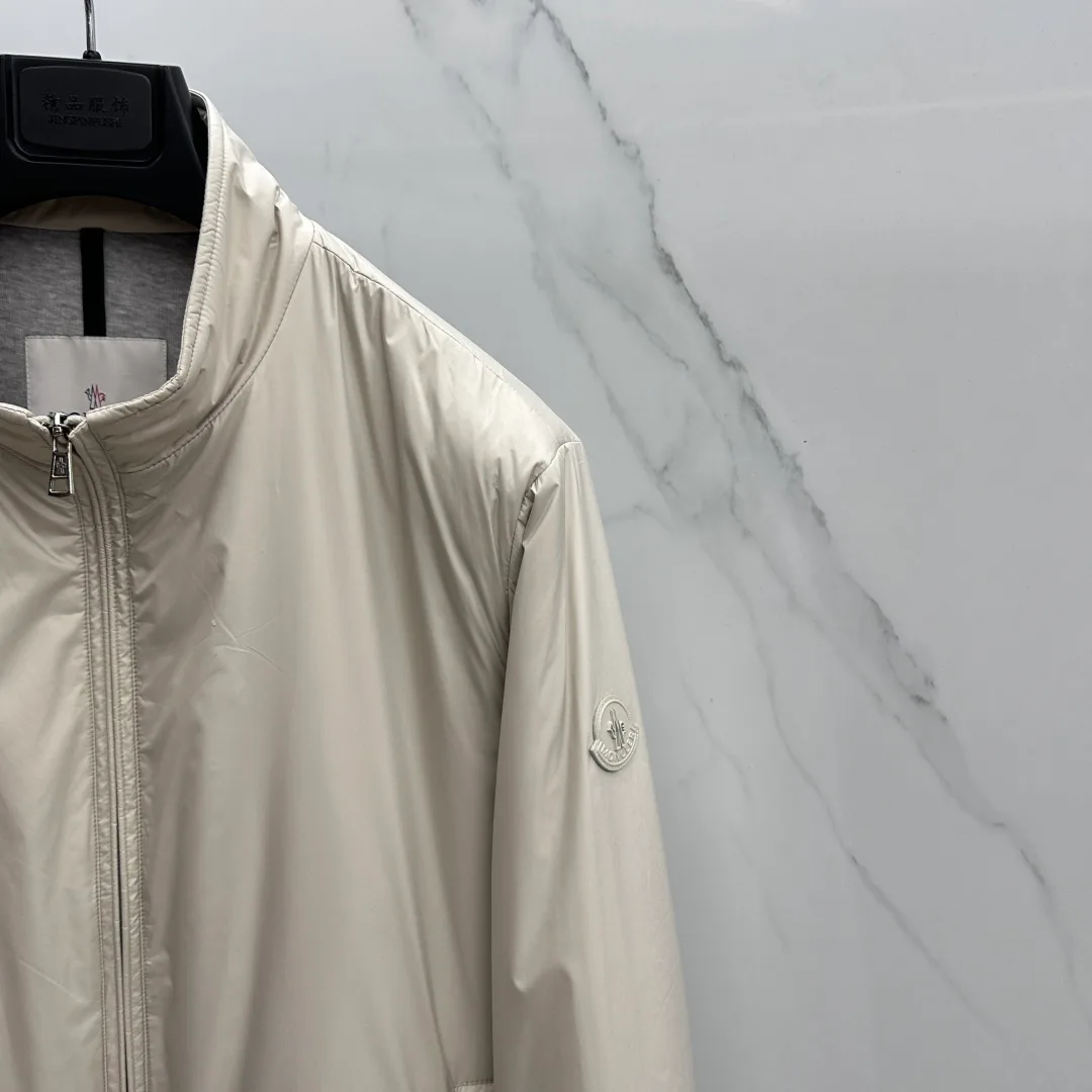 Куртки И Пуховики Мужские Moncler 18596984