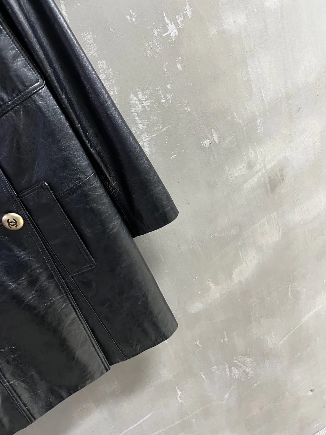 Women's Leather Jackets And Sheepskin Coats CHANEL 18172742
