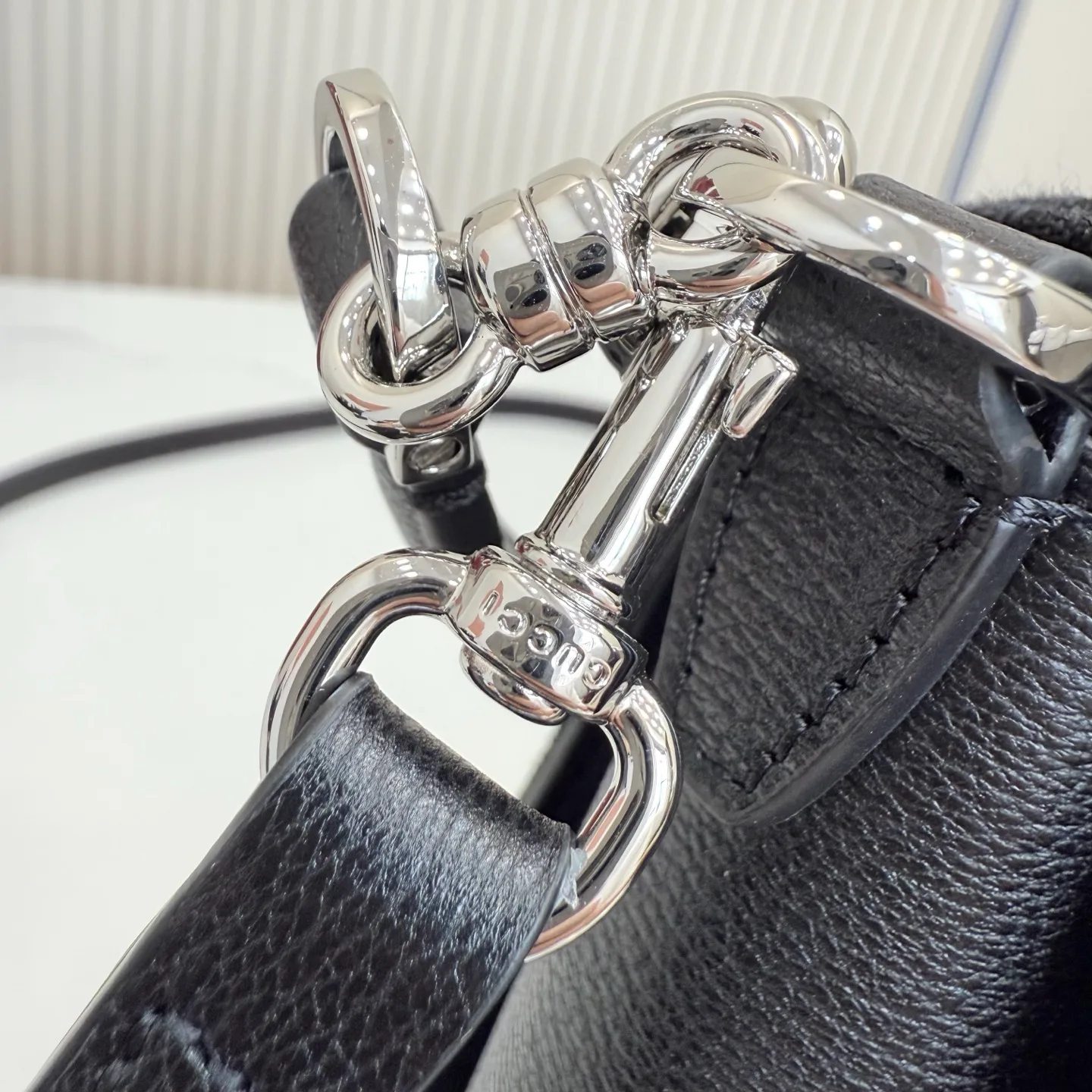Women's Classic Handbags GUCCI 17947727