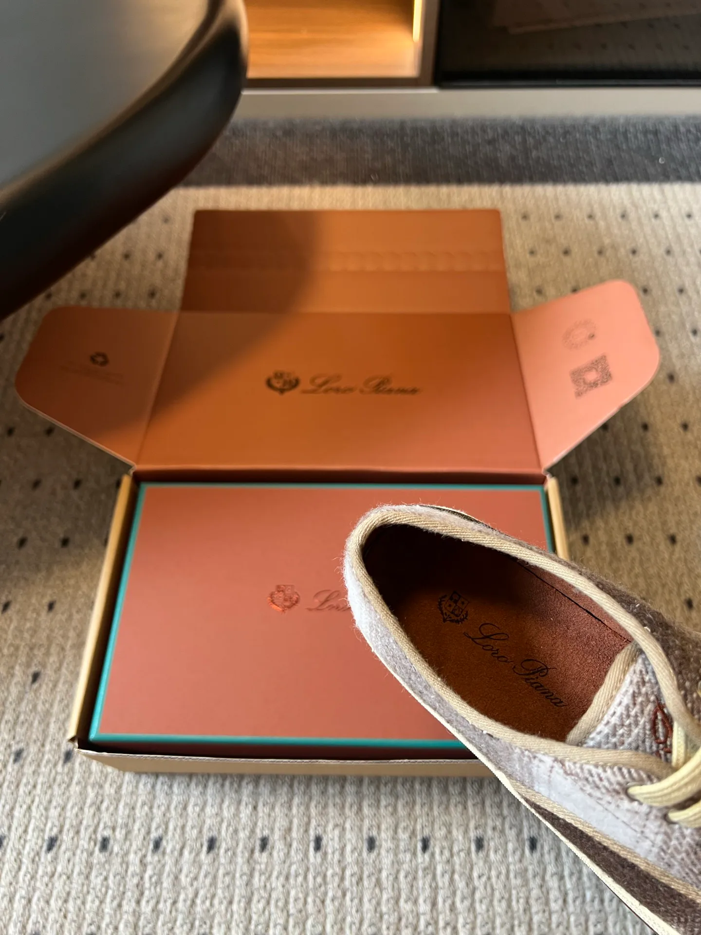 Women's Sneakers LORO PIANA 17942680
