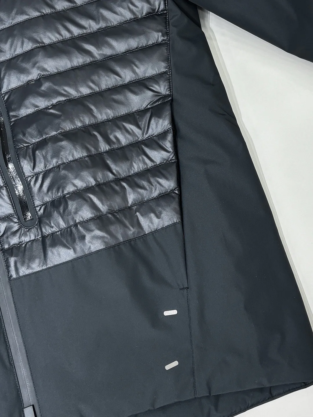 Куртки И Пуховики Мужские Moncler 18596633